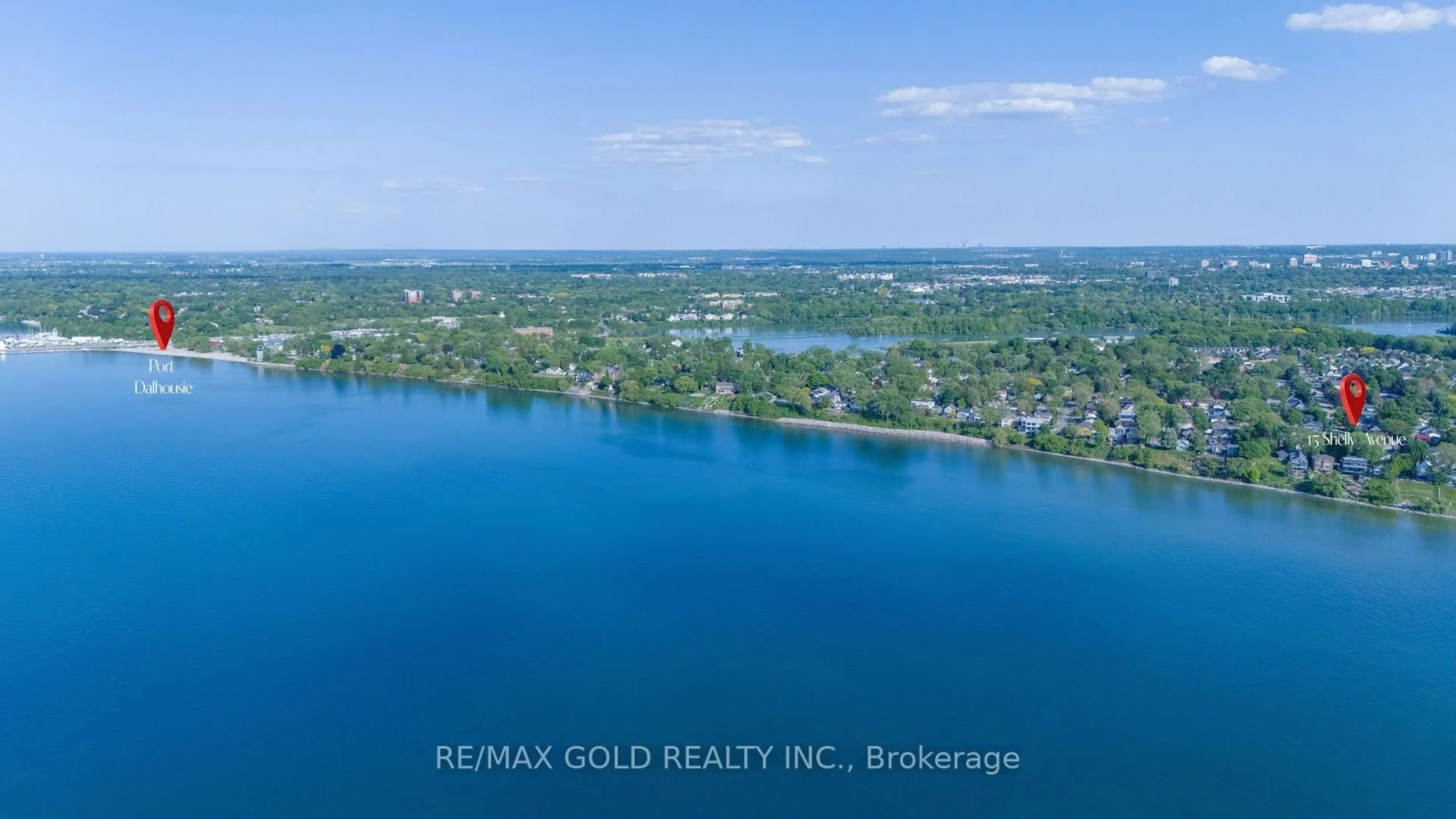 A pic from outside/outdoor area/front of a property/back of a property/a pic from drone, water/lake/river/ocean view for 15 Shelley Ave, St. Catharines Ontario L2N 5L4