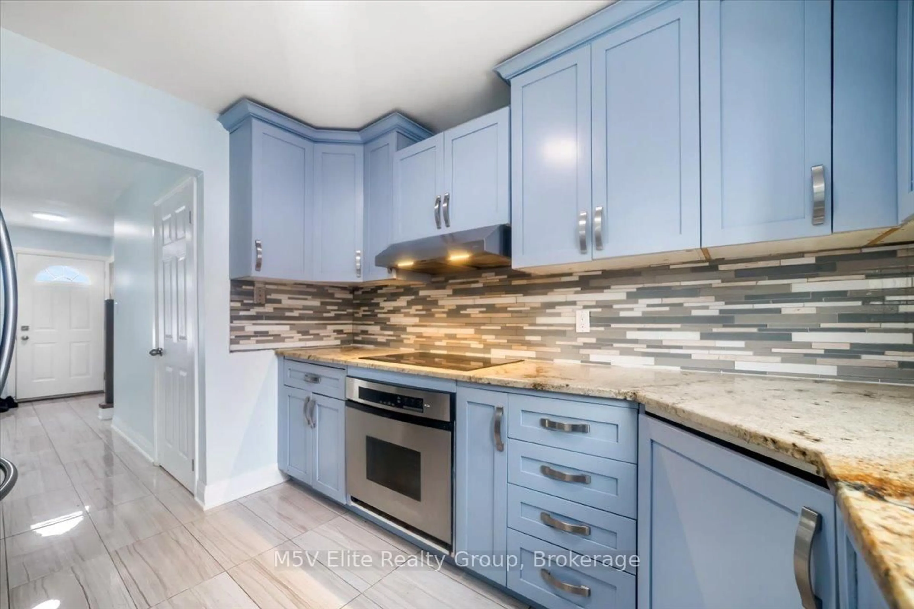 Contemporary kitchen, ceramic/tile floor for 134 Breckenridge Dr, Kitchener Ontario N2B 2N9