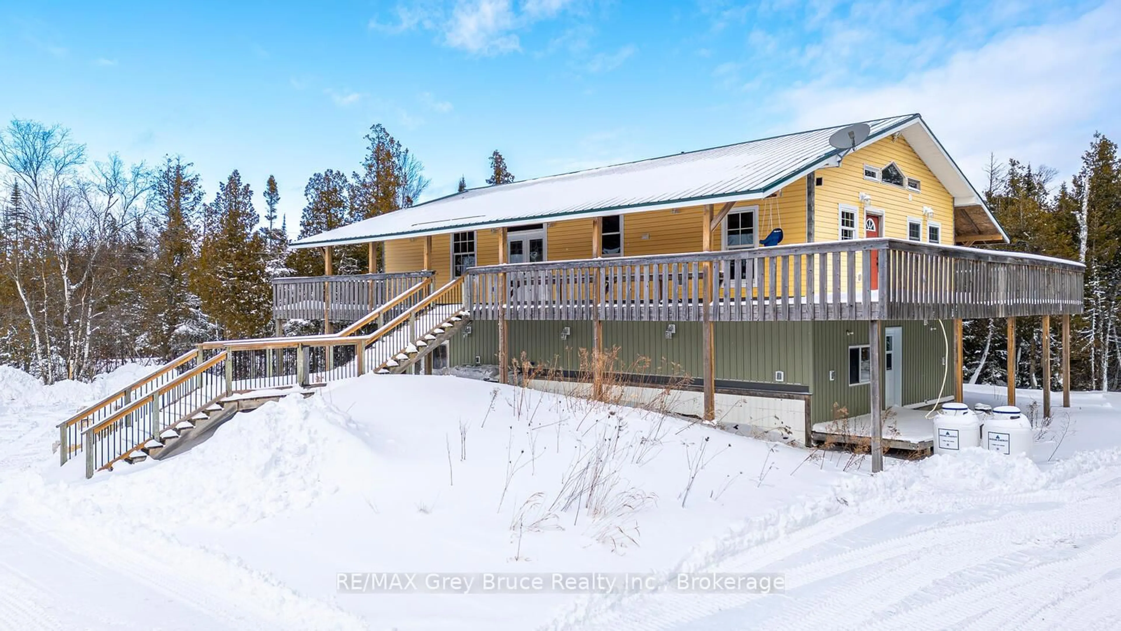 Patio, unknown for 13 & 17 Zorra Dr, Northern Bruce Peninsula Ontario N0H 2R0
