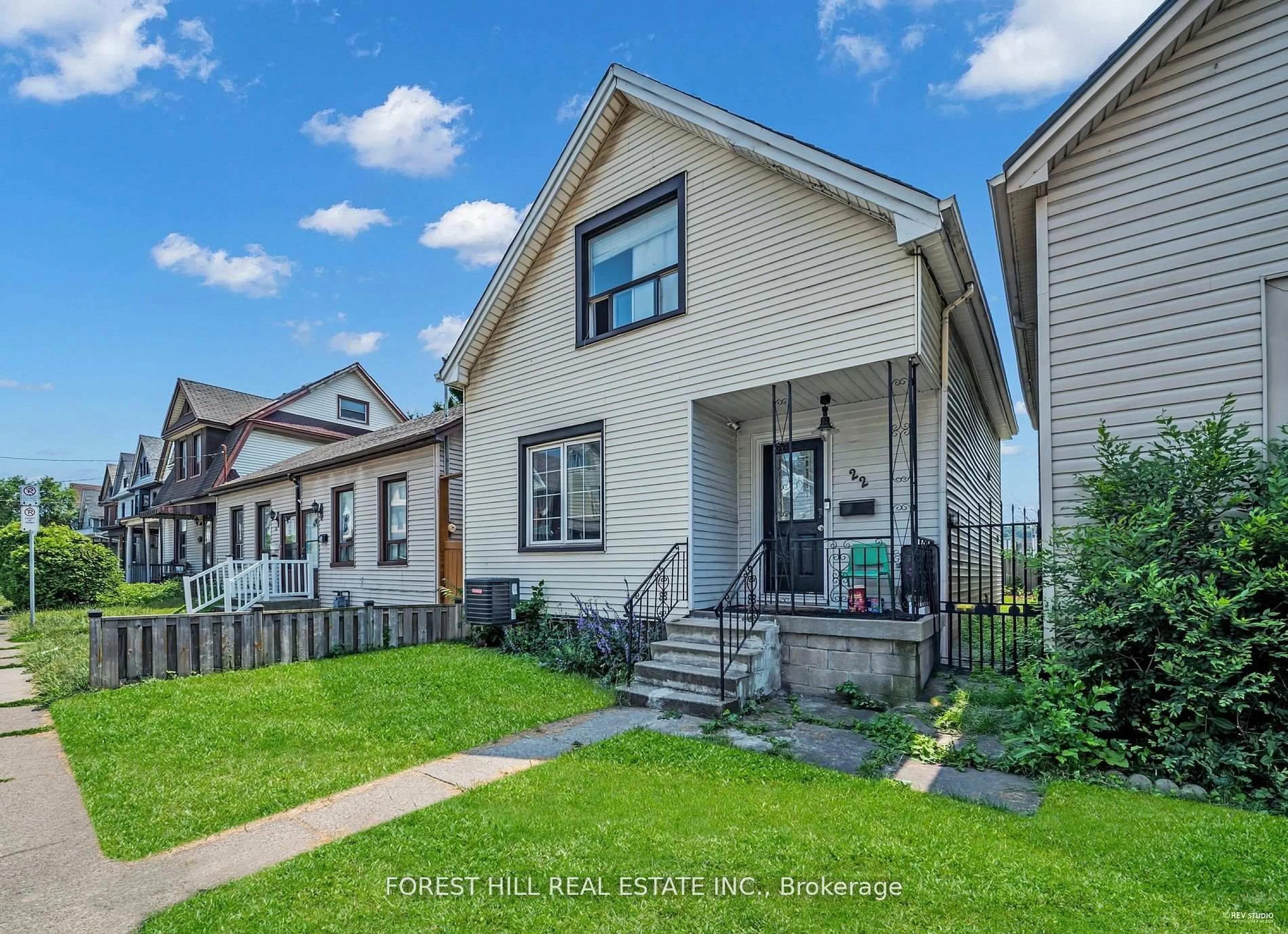 Unknown for 22 Harvey St, Hamilton Ontario L8L 2L8