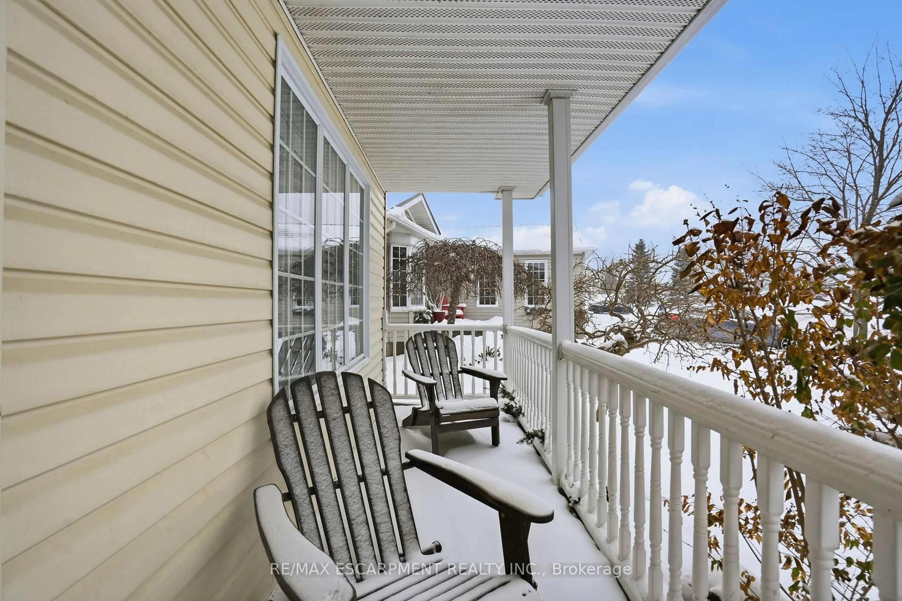 Patio, water/lake/river/ocean view for 148 Glenariff Dr, Hamilton Ontario L8B 1A5