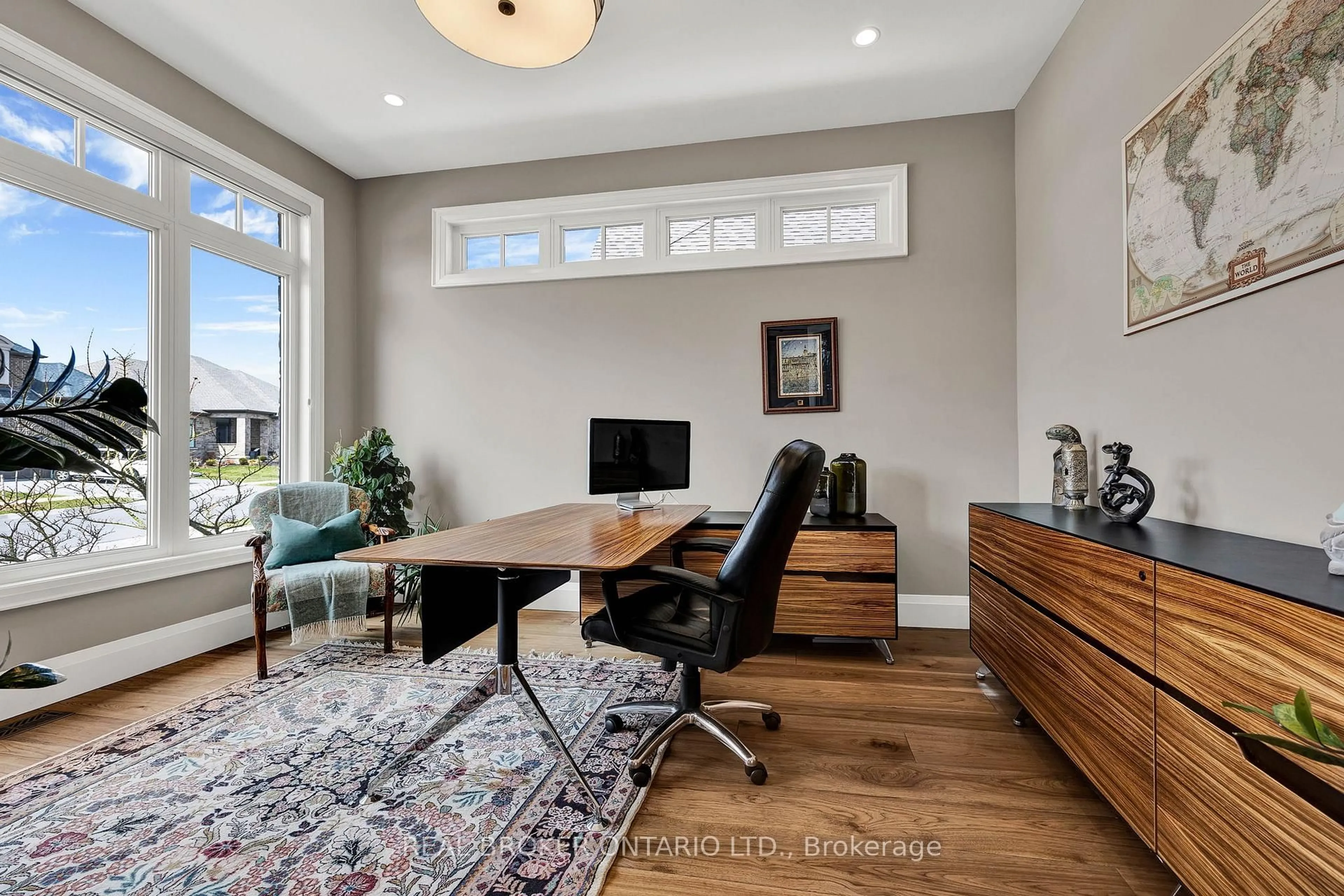 Unknown for 44 Pioneer Ridge Dr, Kitchener Ontario N2P 0G6