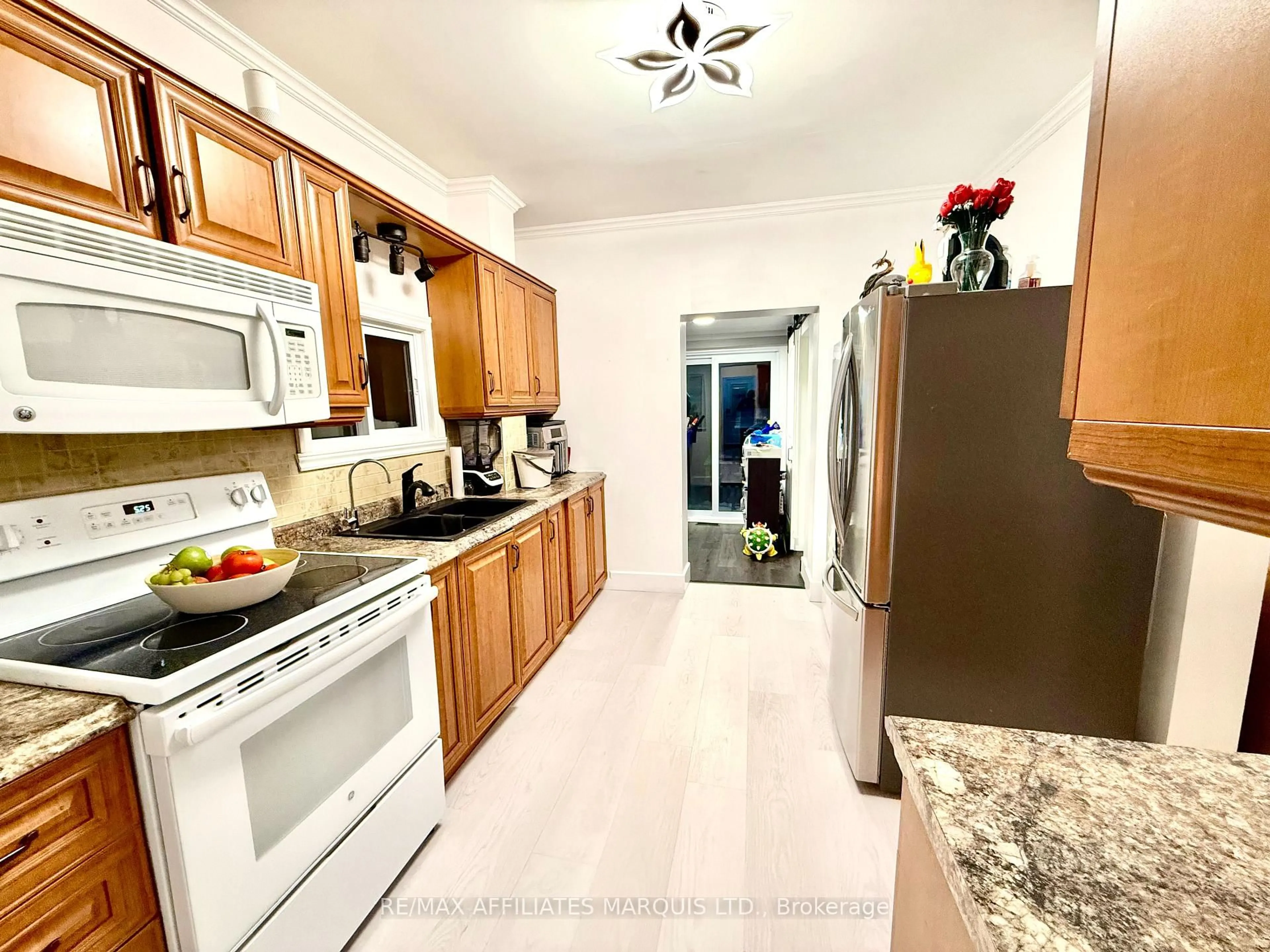 Unknown for 336 Fifth St, Cornwall Ontario K6H 2M1