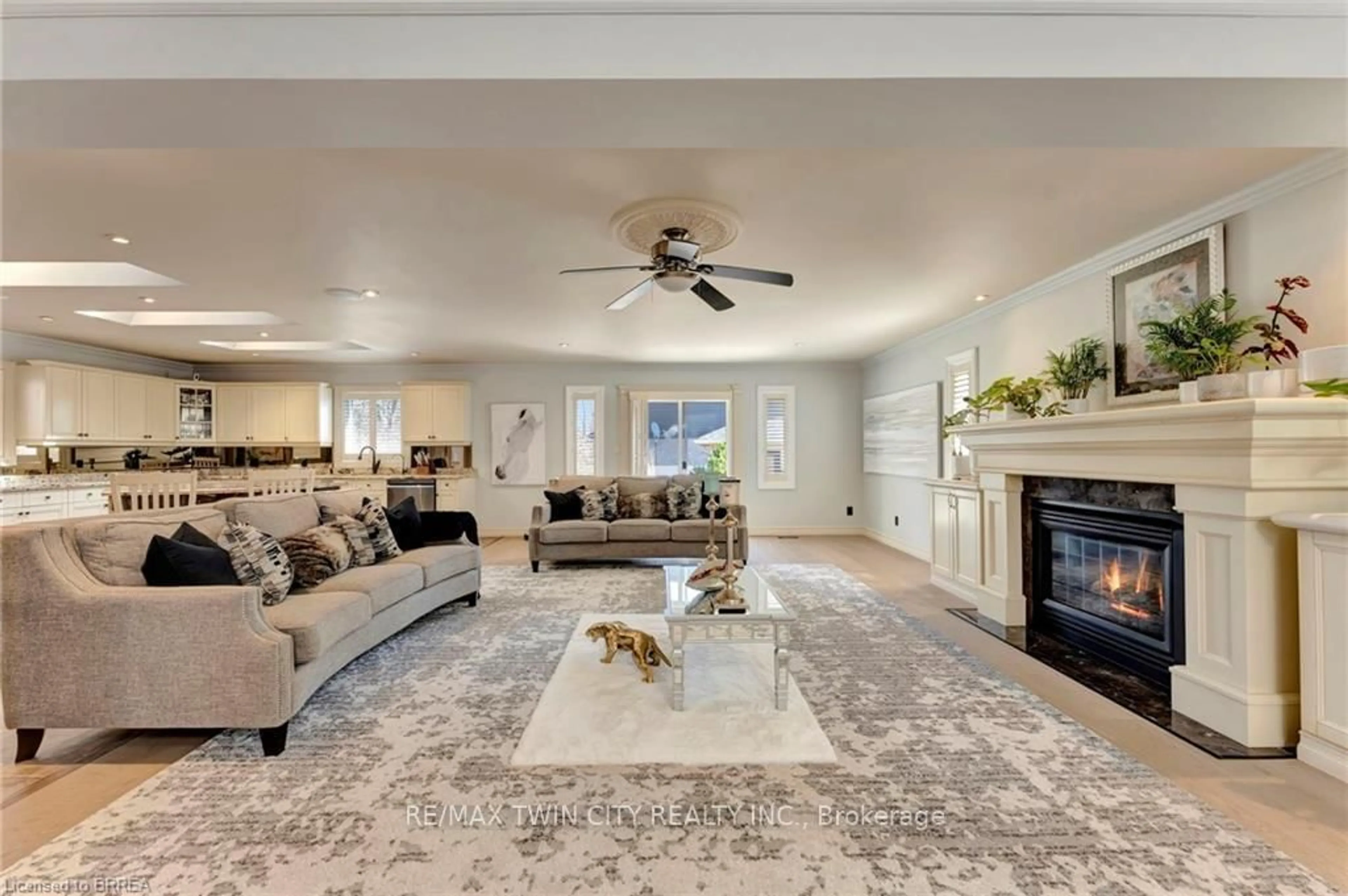 Living room with furniture, unknown for 1 Bowen Lane, Brantford Ontario N3T 6G3