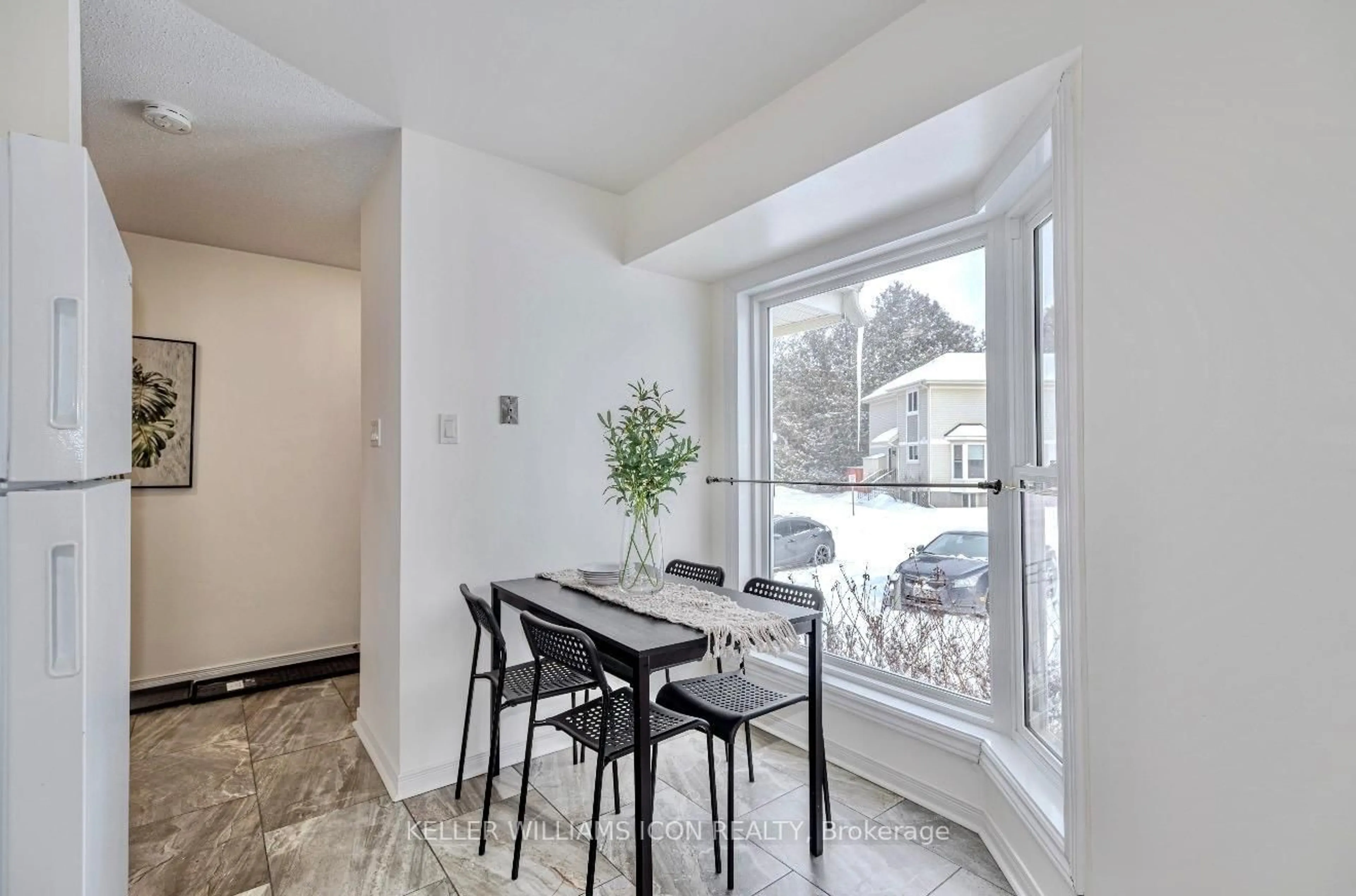 Dining room, ceramic/tile floor for 104 Mcdermot Crt #8, Kanata Ontario K2L 3V2