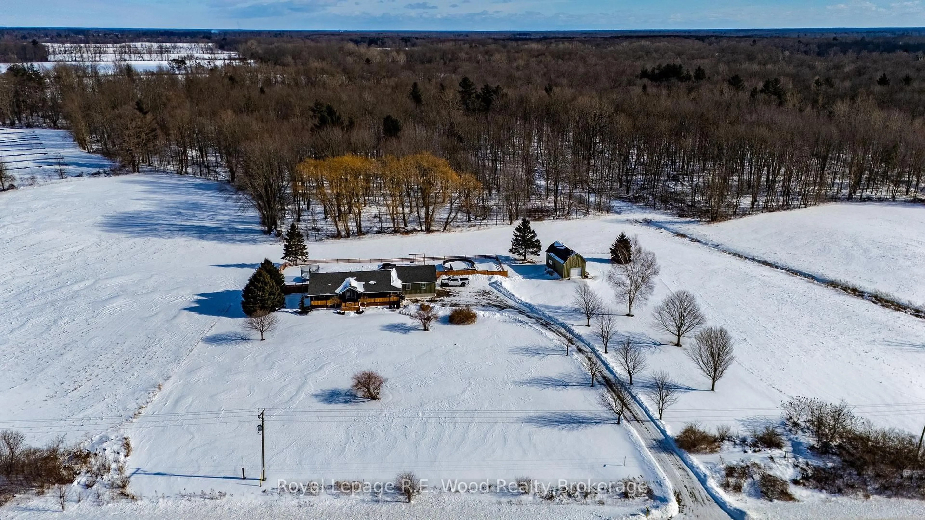 A pic from outside/outdoor area/front of a property/back of a property/a pic from drone, unknown for 1442 Norfolk Cty Rd 28, Norfolk Ontario N0E 1G0