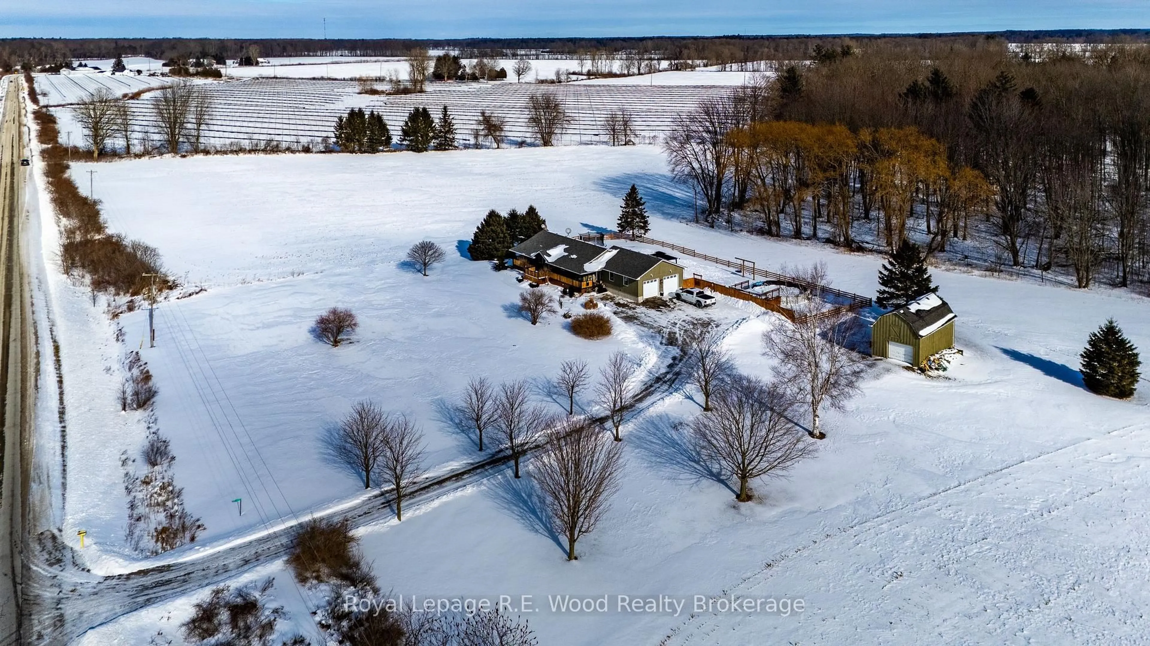 A pic from outside/outdoor area/front of a property/back of a property/a pic from drone, water/lake/river/ocean view for 1442 Norfolk Cty Rd 28, Norfolk Ontario N0E 1G0