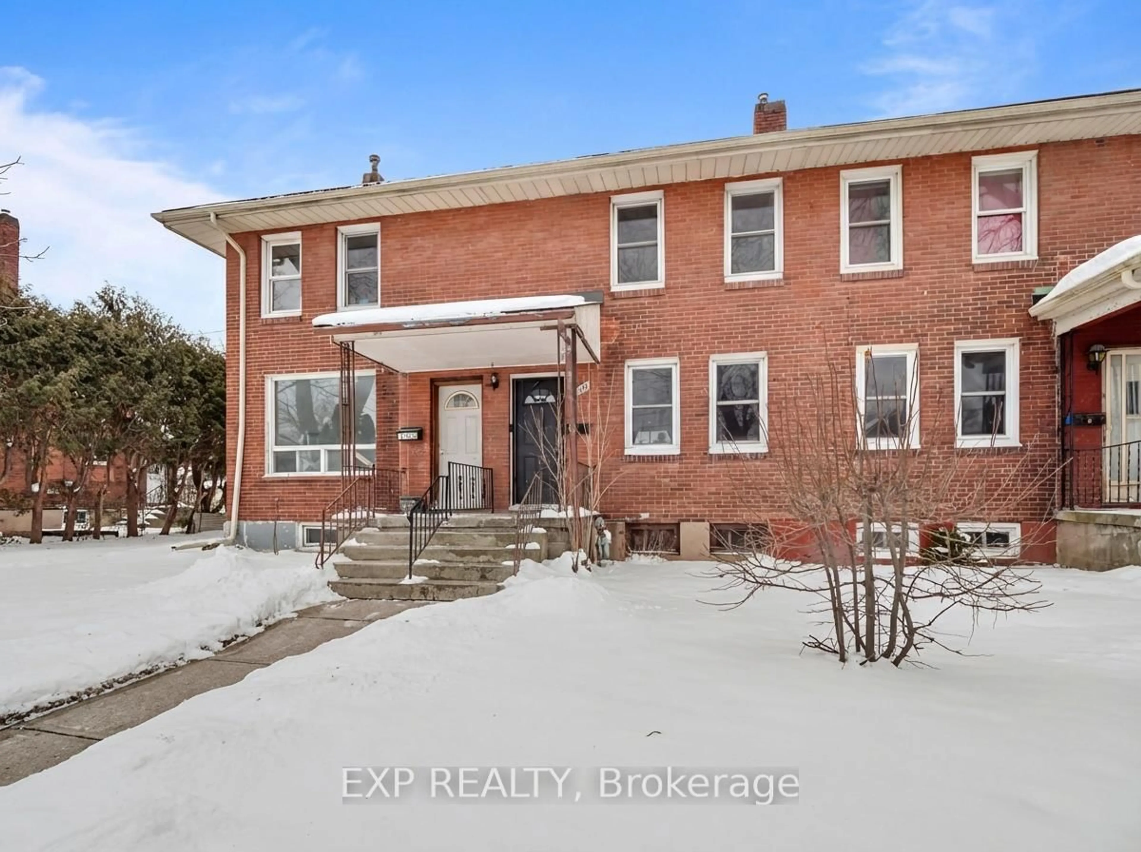 Home with brick exterior material, street for 197 Lincoln St, Welland Ontario L3B 4M8