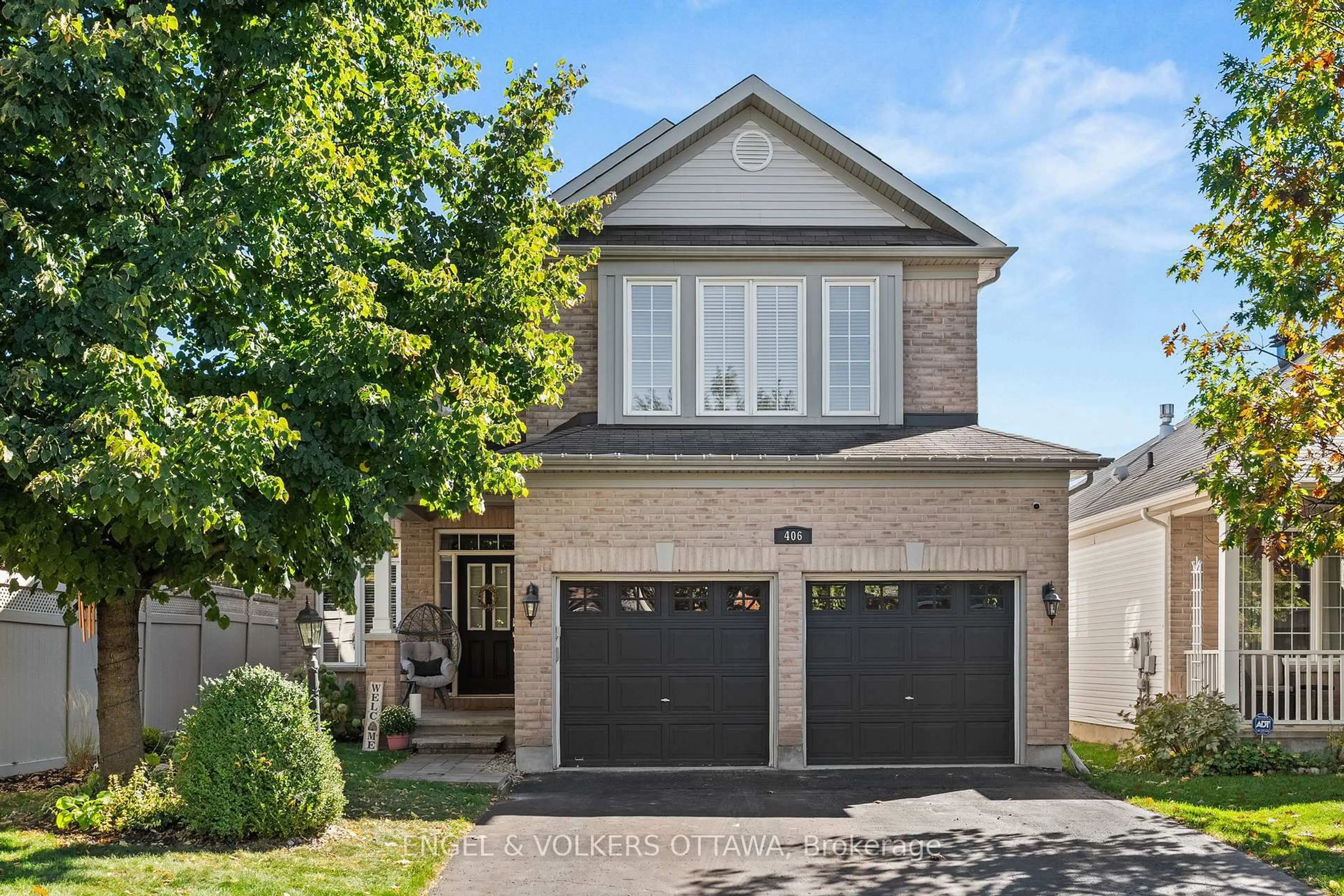 Home with brick exterior material, street for 406 Keith Cres, Orleans Ontario K1W 0A2