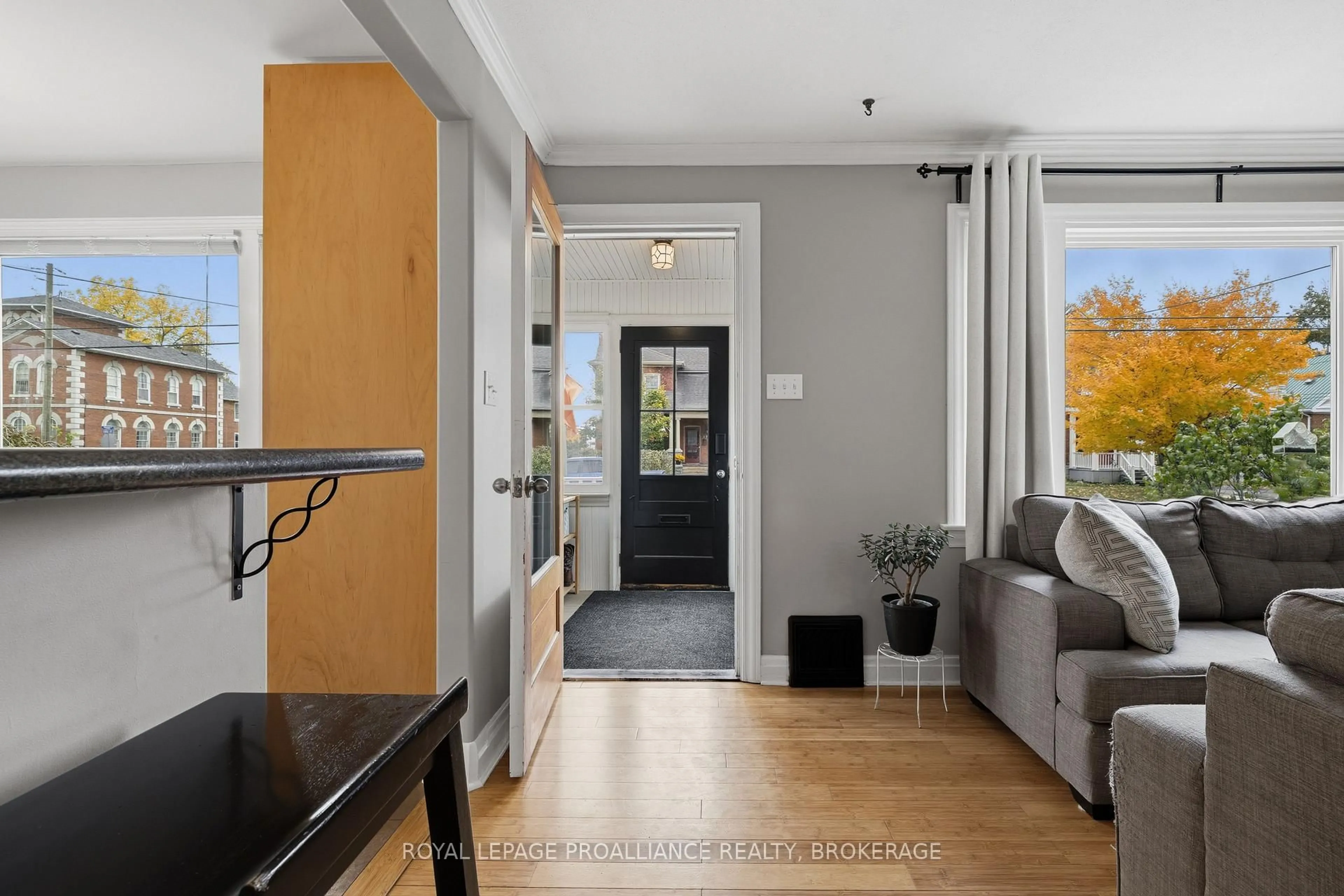 Indoor entryway for 225 East St, Greater Napanee Ontario K7R 1S9