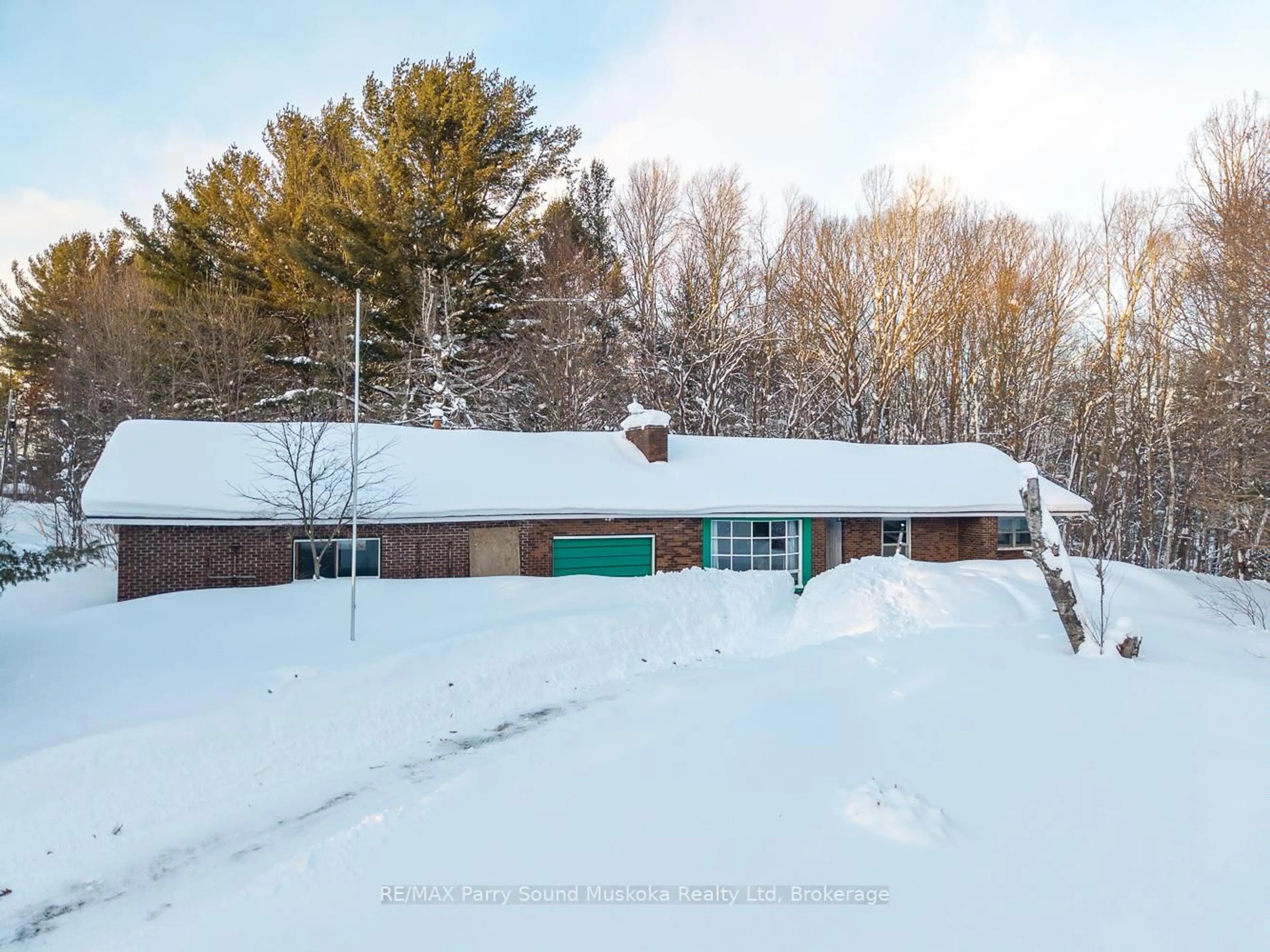 A pic from outside/outdoor area/front of a property/back of a property/a pic from drone, unknown for 1 Old Carling Rd, Carling Ontario P0G 1G0