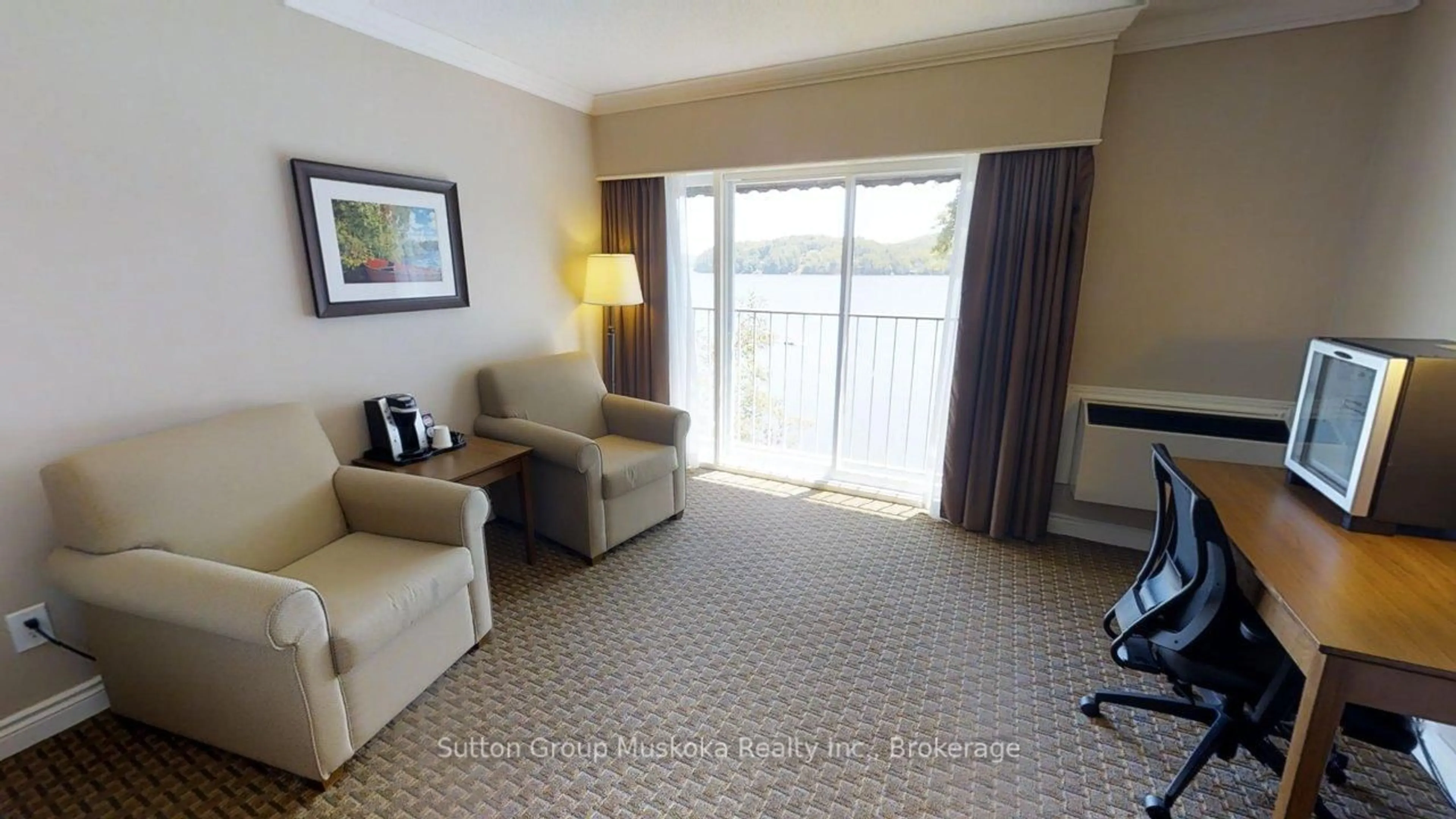 A pic of a room for 421 Bayshore - Deerhurst Dr #421, Huntsville Ontario P1H 2E8