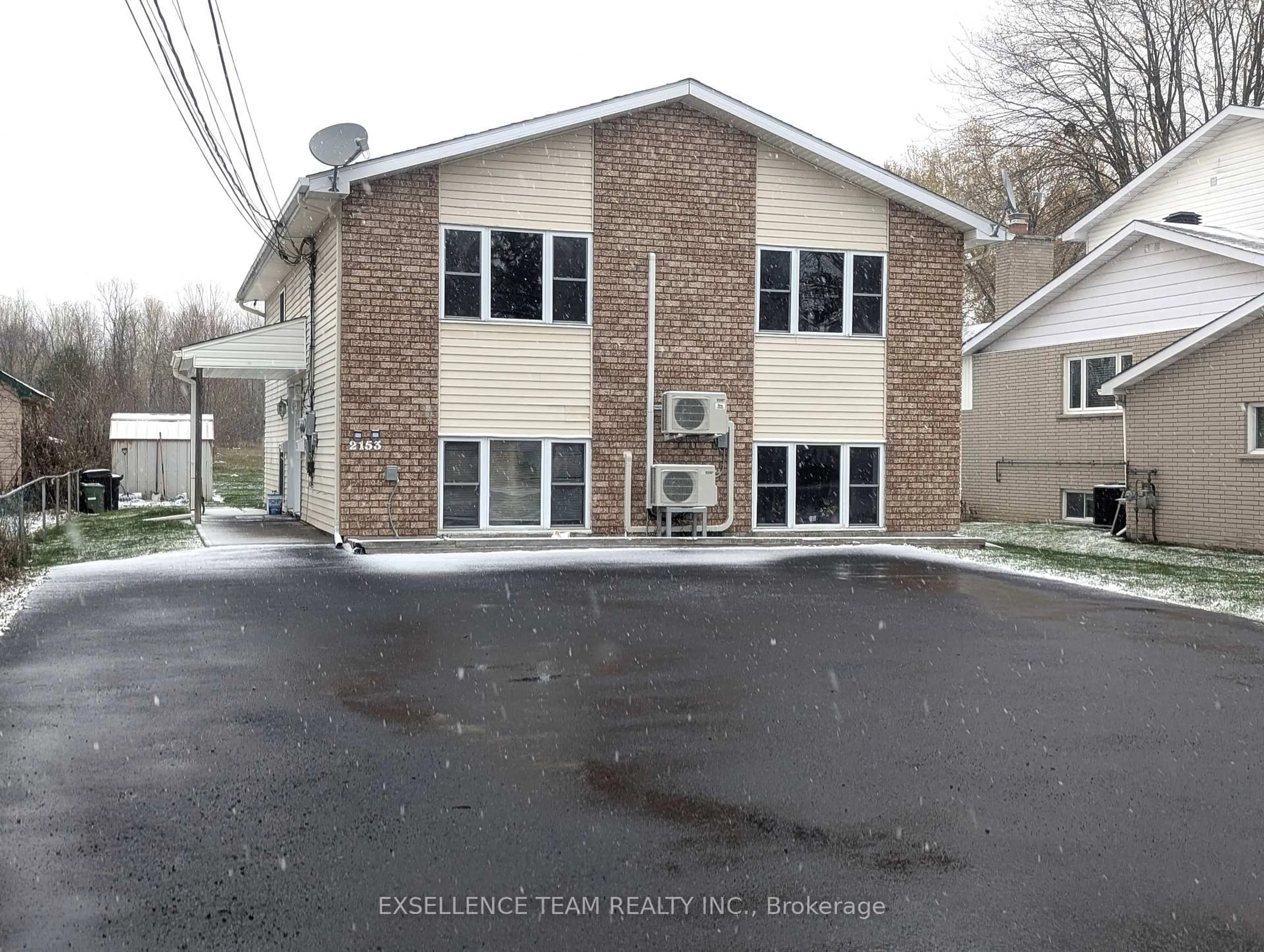 Unknown for 2153 PITT St #A&B, Cornwall Ontario K6K 1A1