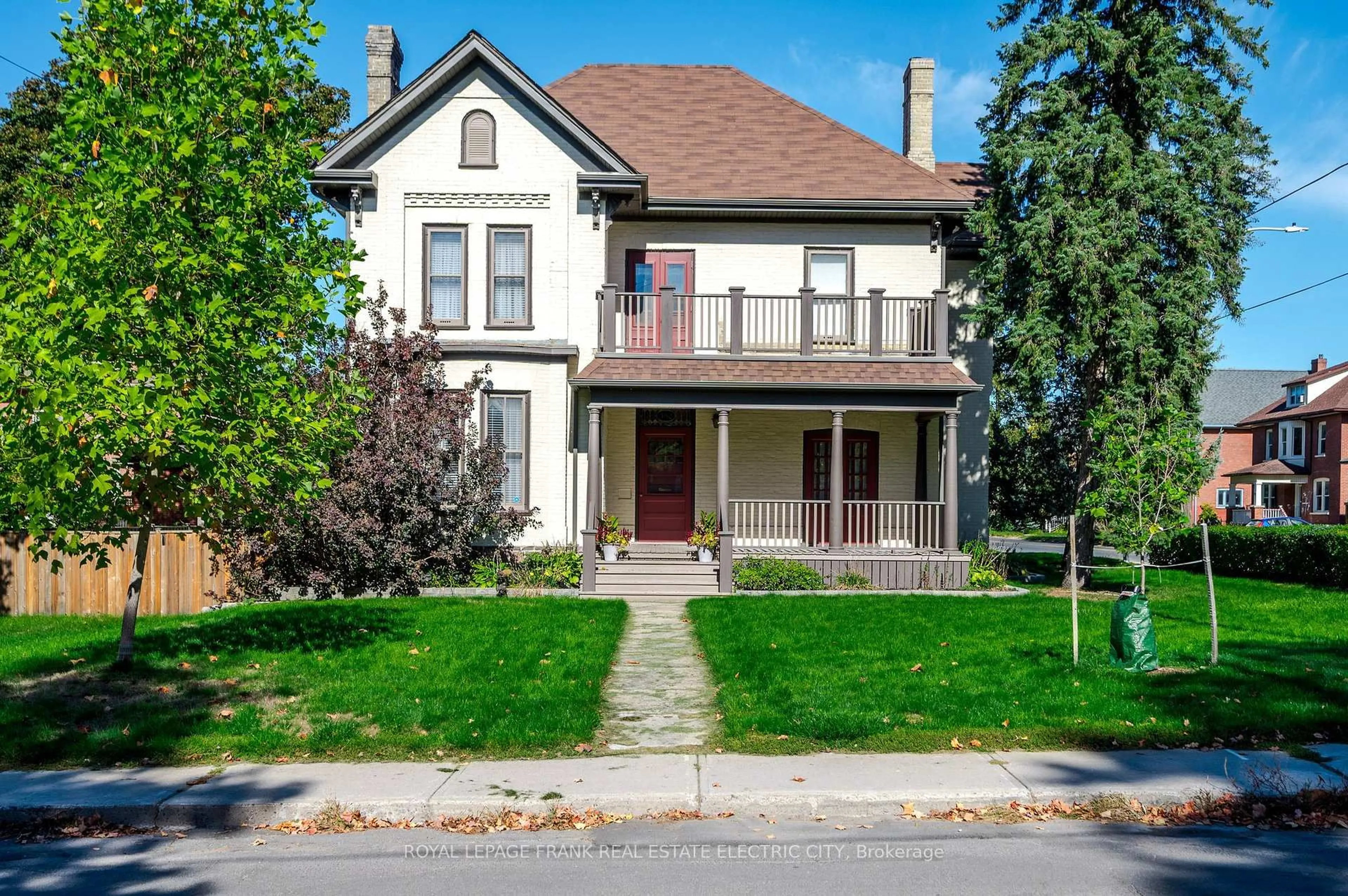 Home with brick exterior material, street for 452 Hunter St, Peterborough Ontario K9H 2M8