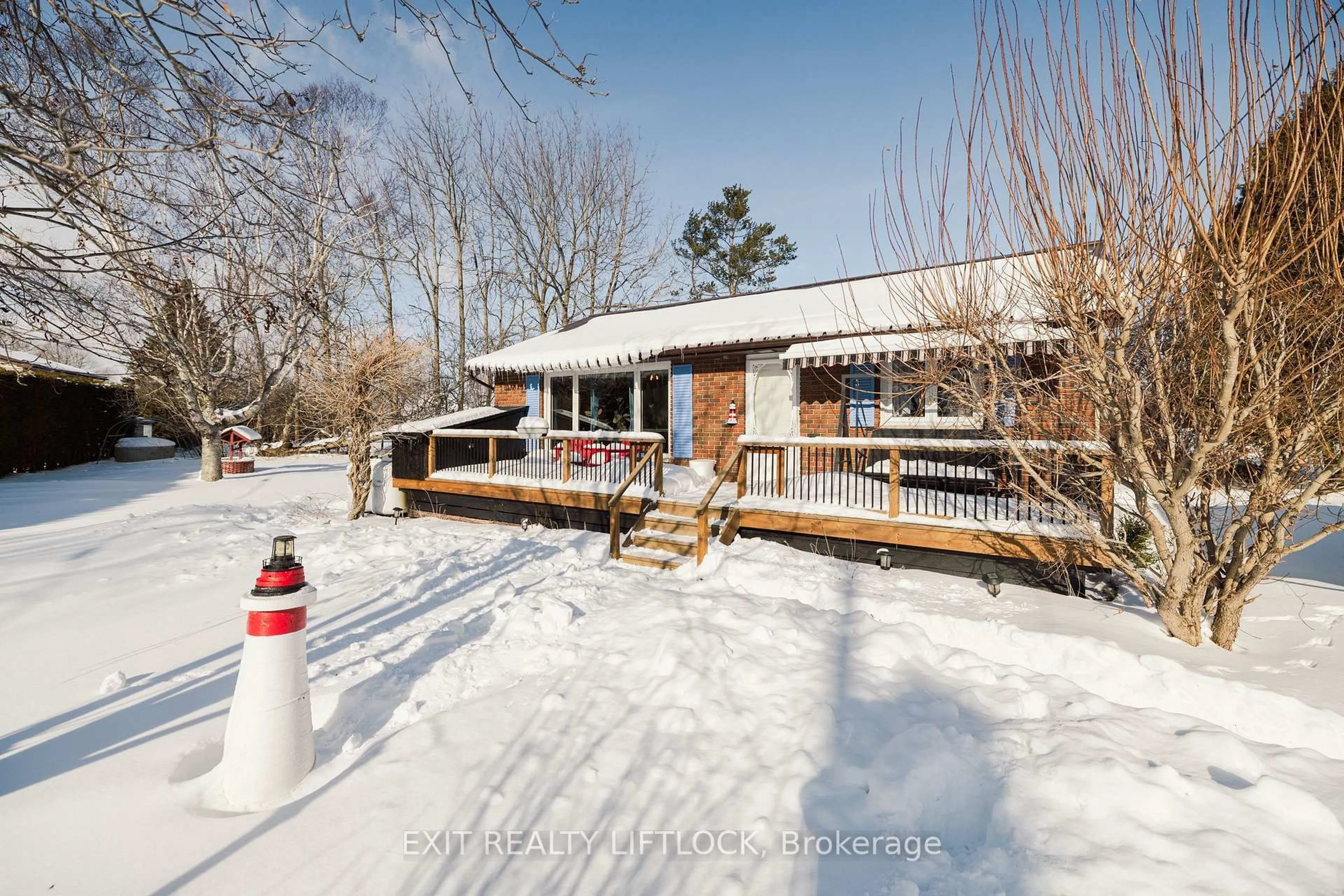 A pic from outside/outdoor area/front of a property/back of a property/a pic from drone, street for 108 Stoney Point Rd, Brighton Ontario K0K 1L0