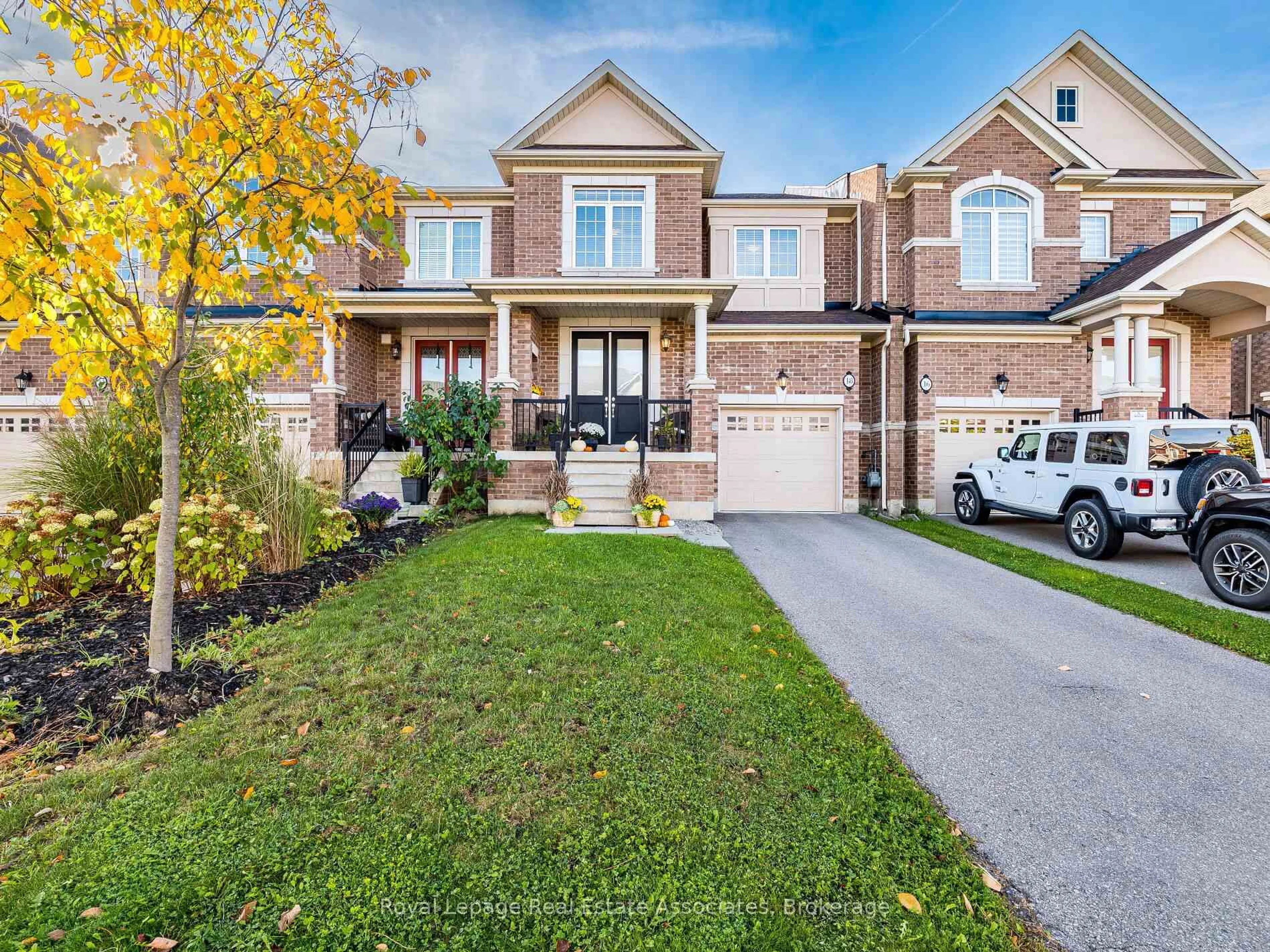 Home with brick exterior material, street for 18 Heming Tr, Hamilton Ontario L9K 0J8