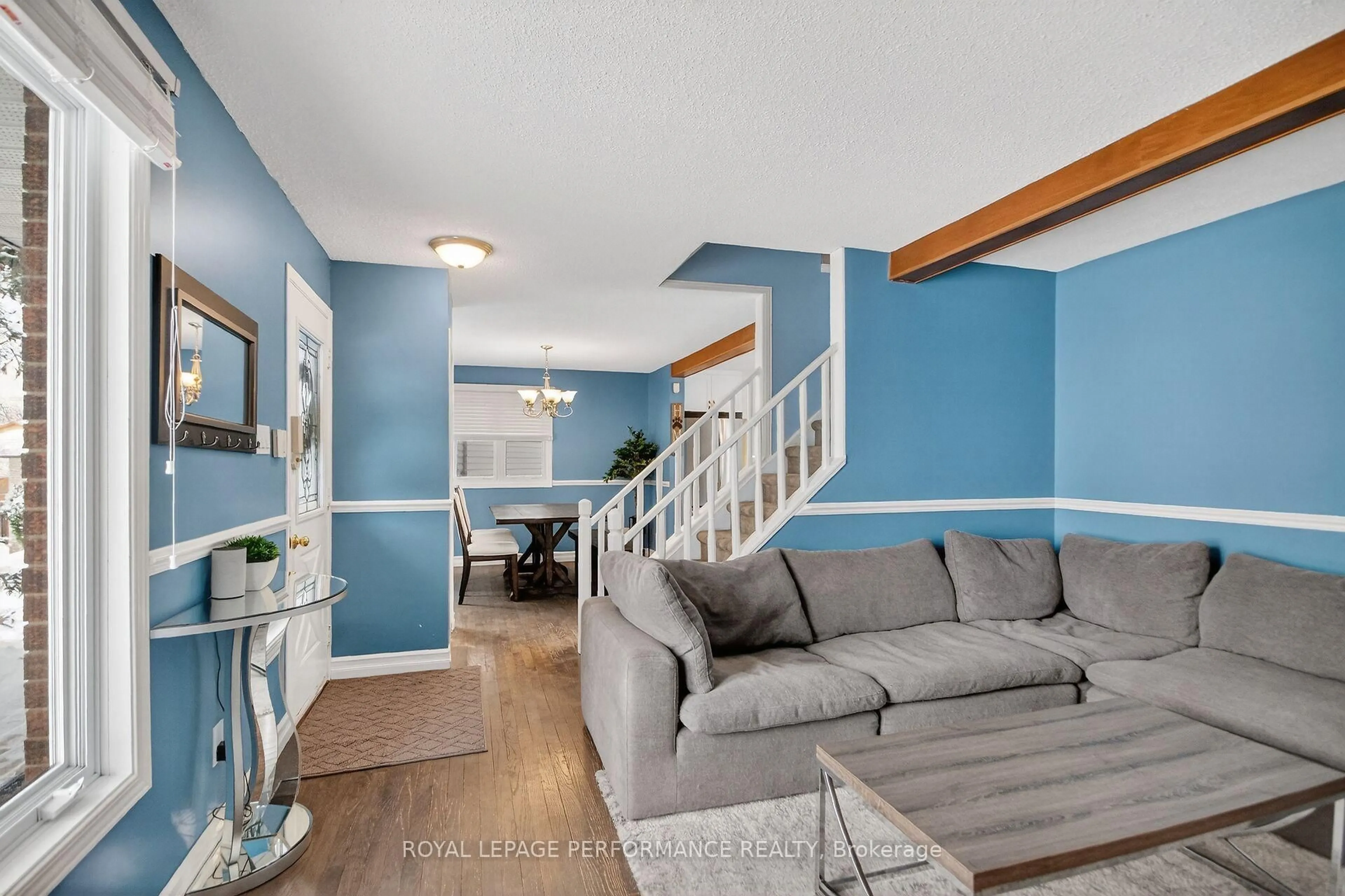 Living room with furniture, unknown for 14 Gold Cres, Russell Ontario K4R 1B4