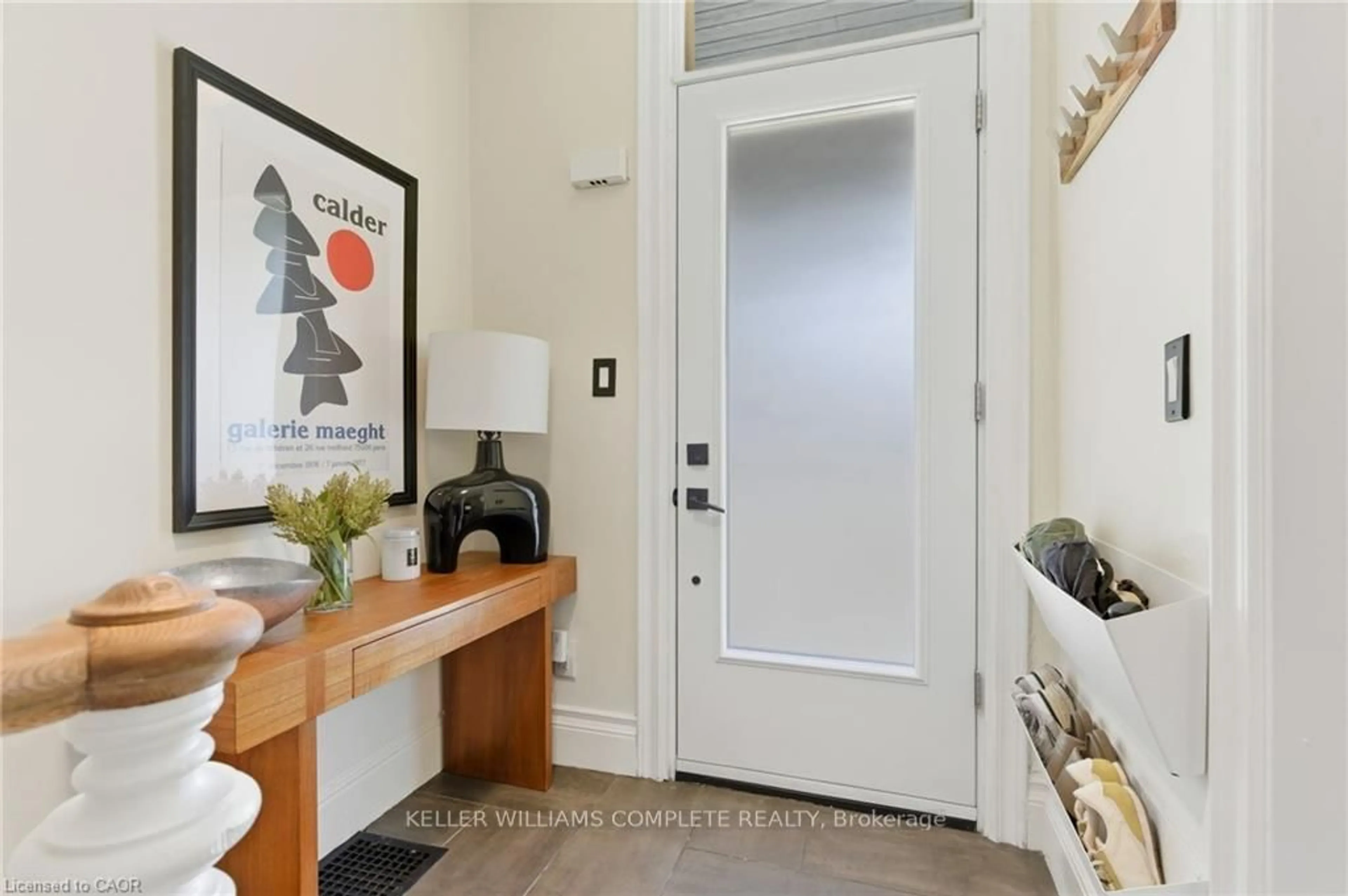 Indoor entryway for 48 Liberty St, Hamilton Ontario L8N 2N6