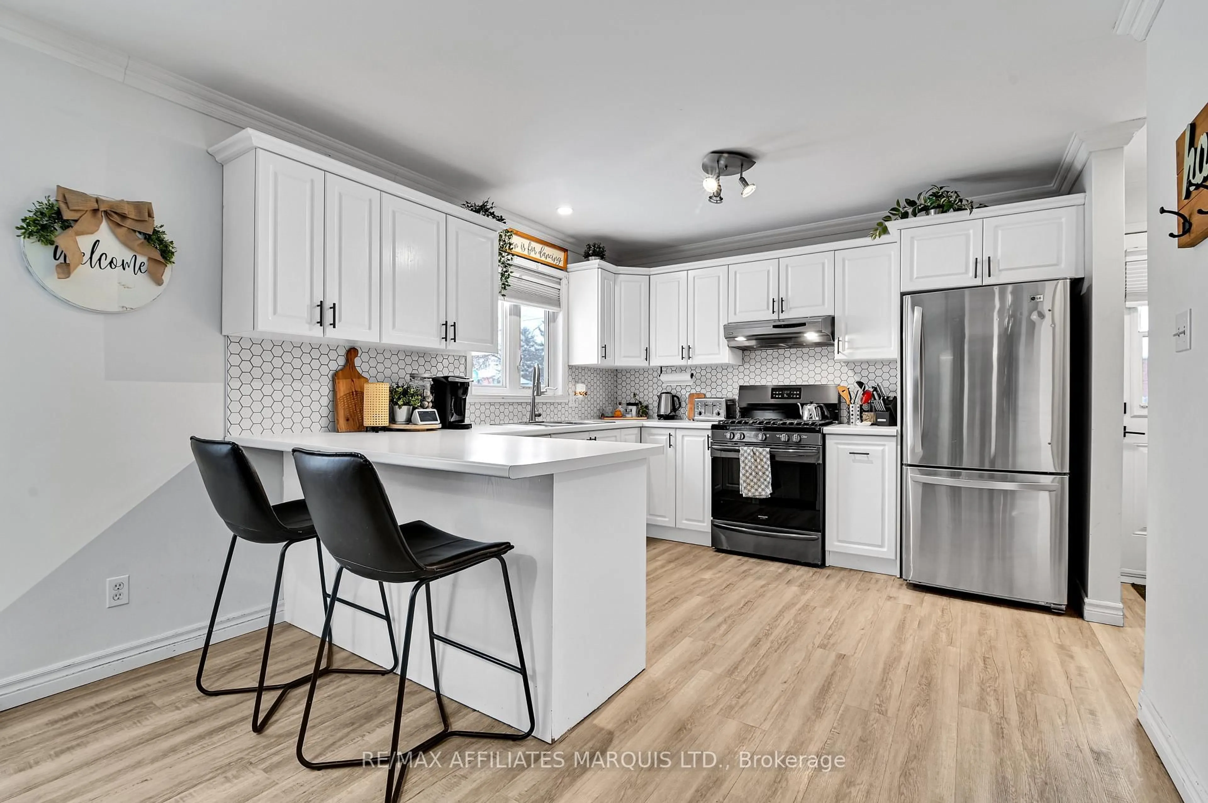 Open concept kitchen, unknown for 3200 Bruce St, South Stormont Ontario K6K 1M5