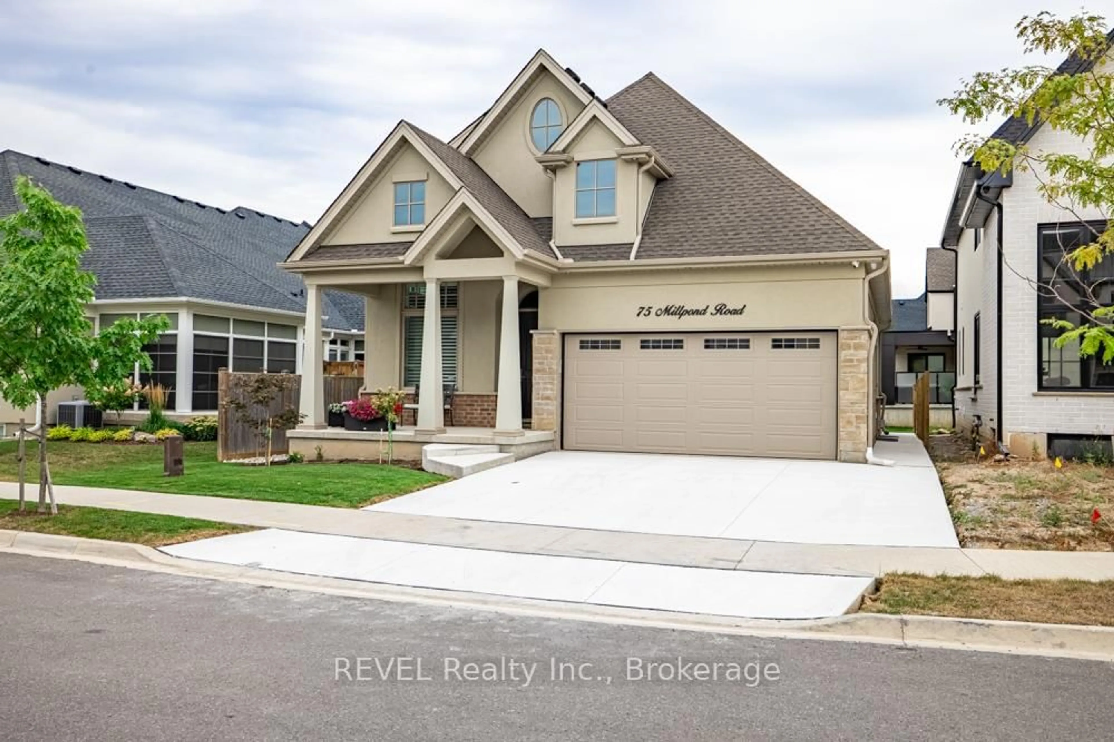 Home with vinyl exterior material, street for 75 Millpond Rd, Niagara-on-the-Lake Ontario L0S 1J0