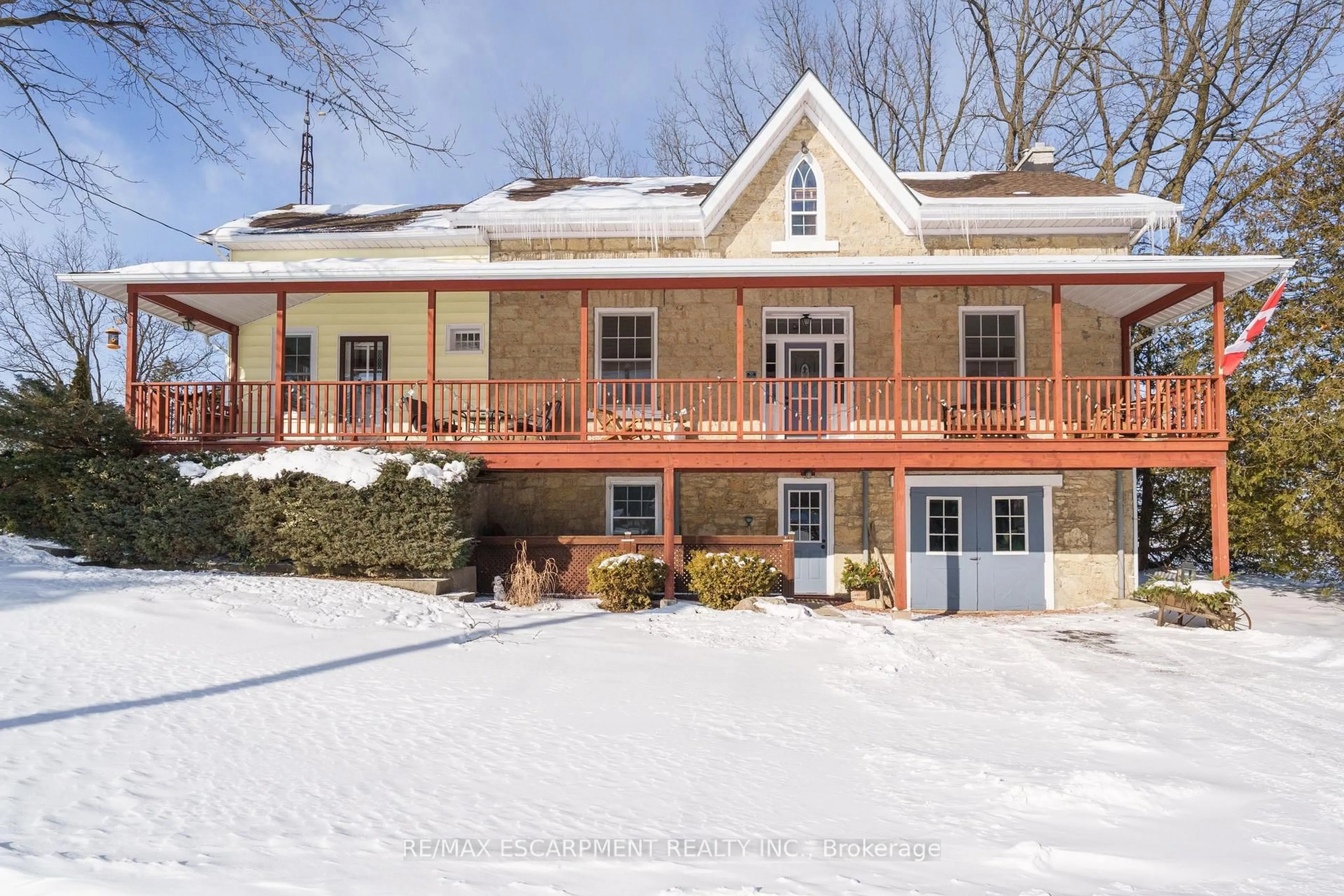 A pic from outside/outdoor area/front of a property/back of a property/a pic from drone, unknown for 463 Concession 14 Rd, Haldimand Ontario N0A 1H0