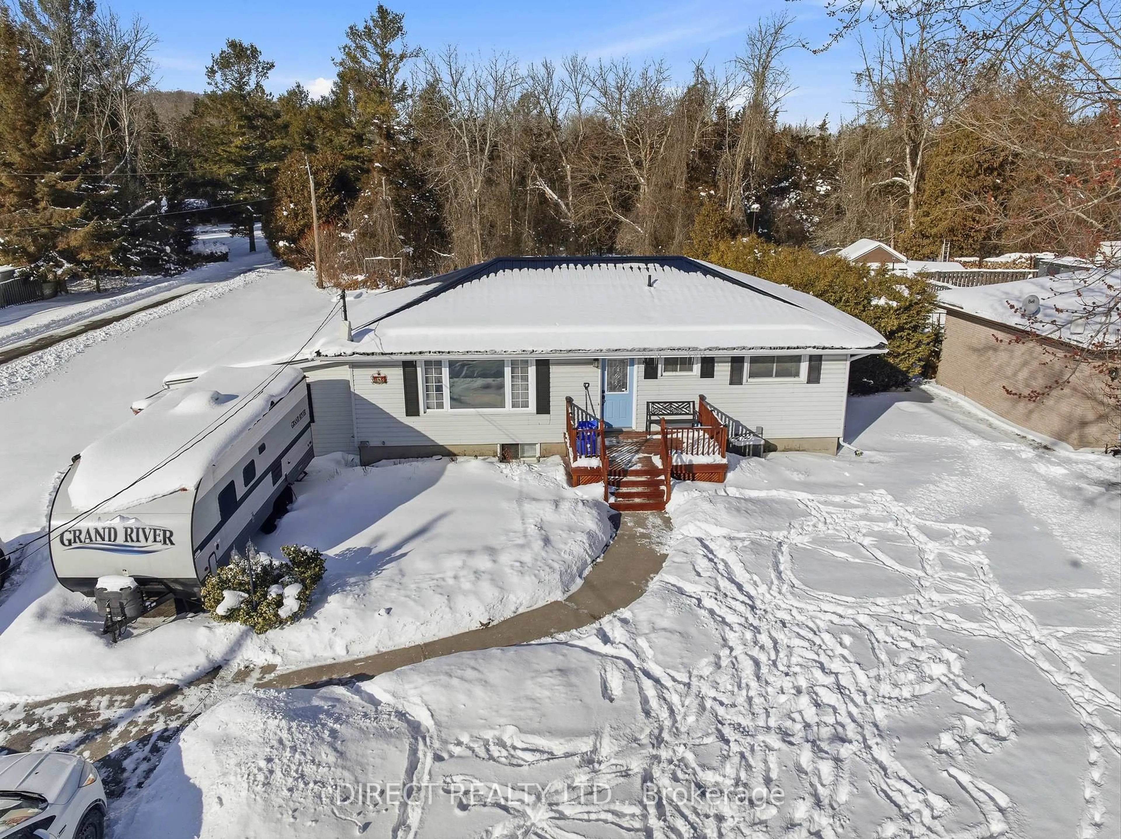 A pic from outside/outdoor area/front of a property/back of a property/a pic from drone, unknown for 686 Trenton-Frankford Rd, Quinte West Ontario K8V 5P6
