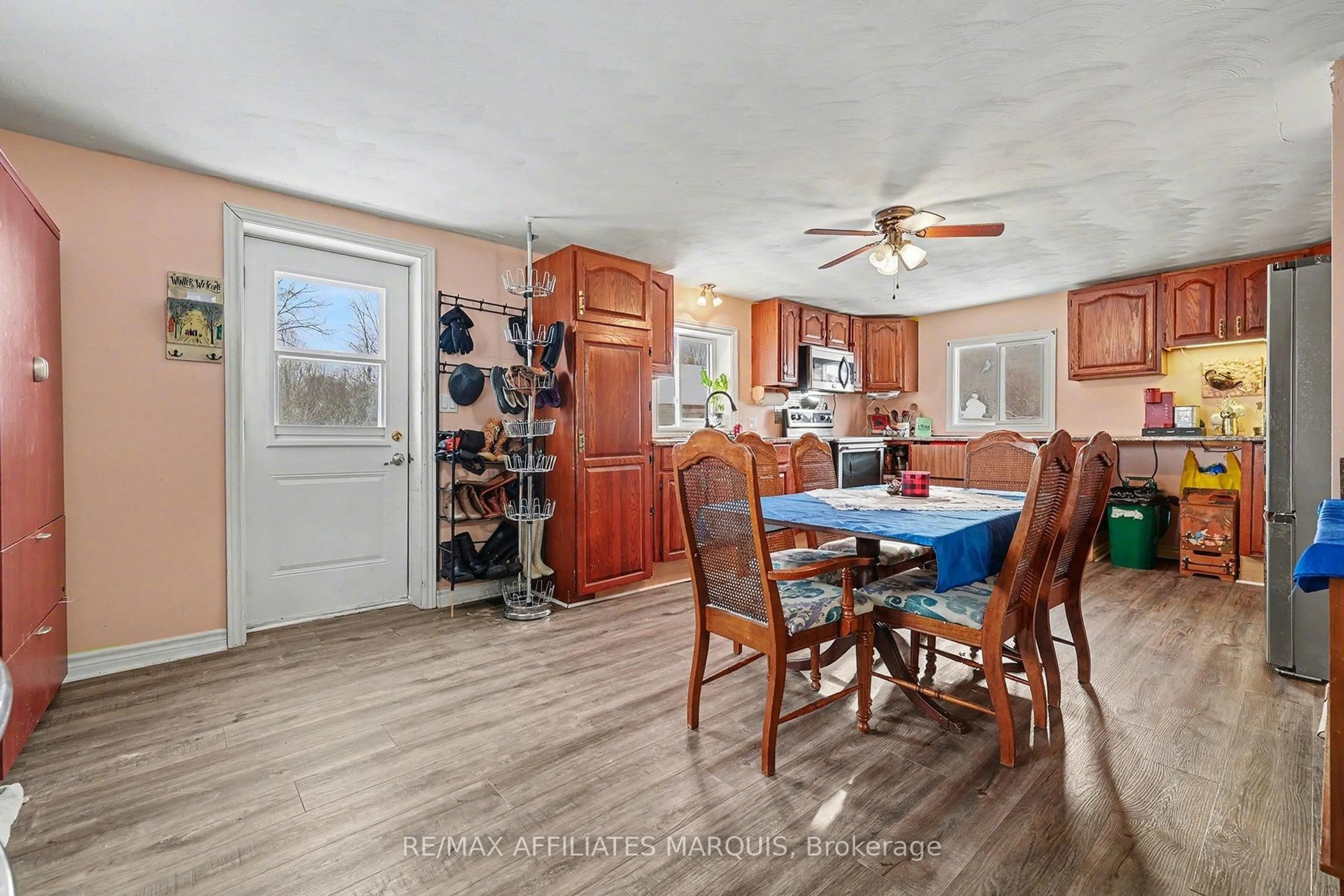 Dining room, unknown for 295 Glenview Rd, Smiths Falls Ontario K7A 4S4