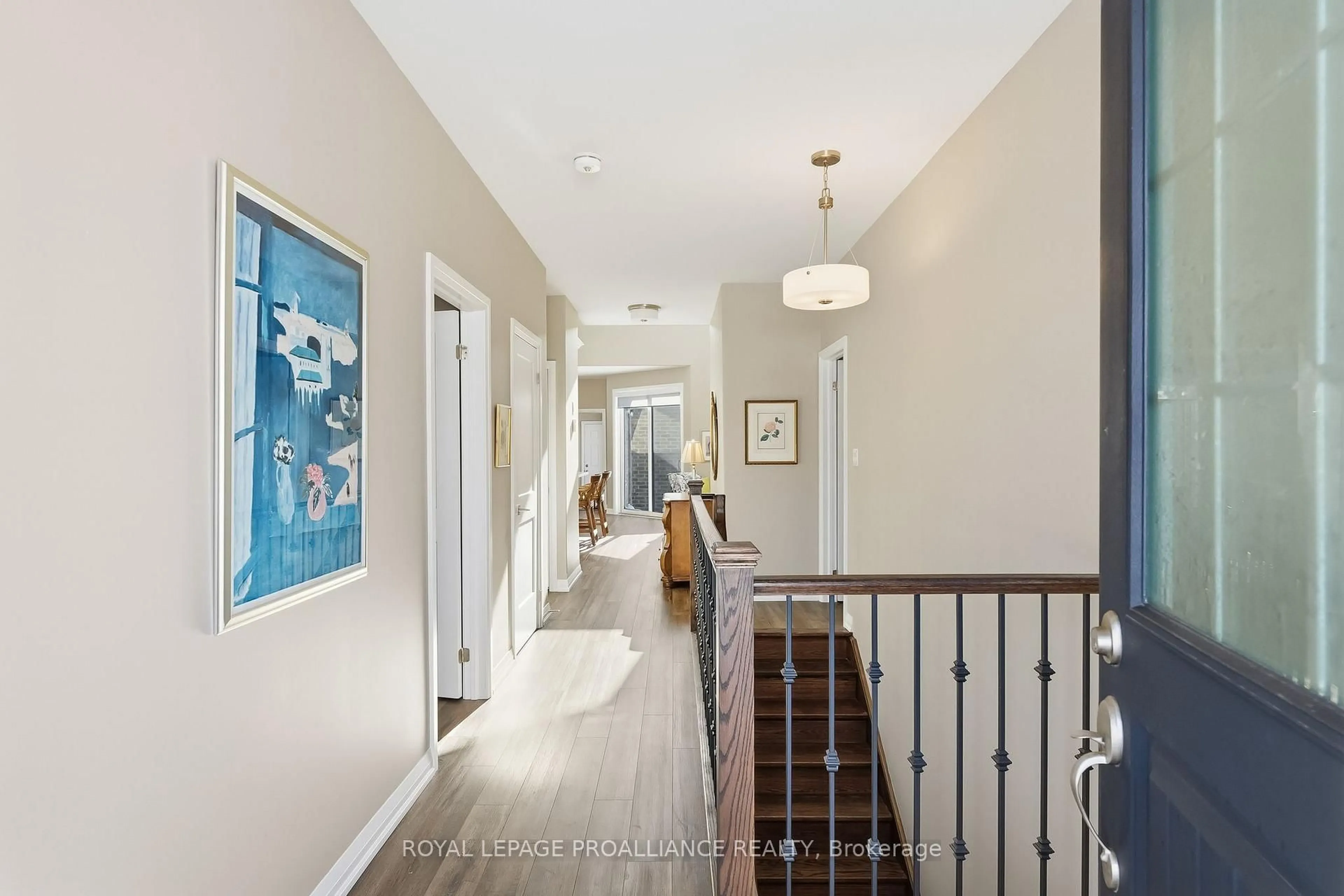 Indoor entryway for 223 Strachan St, Port Hope Ontario L1A 0E7