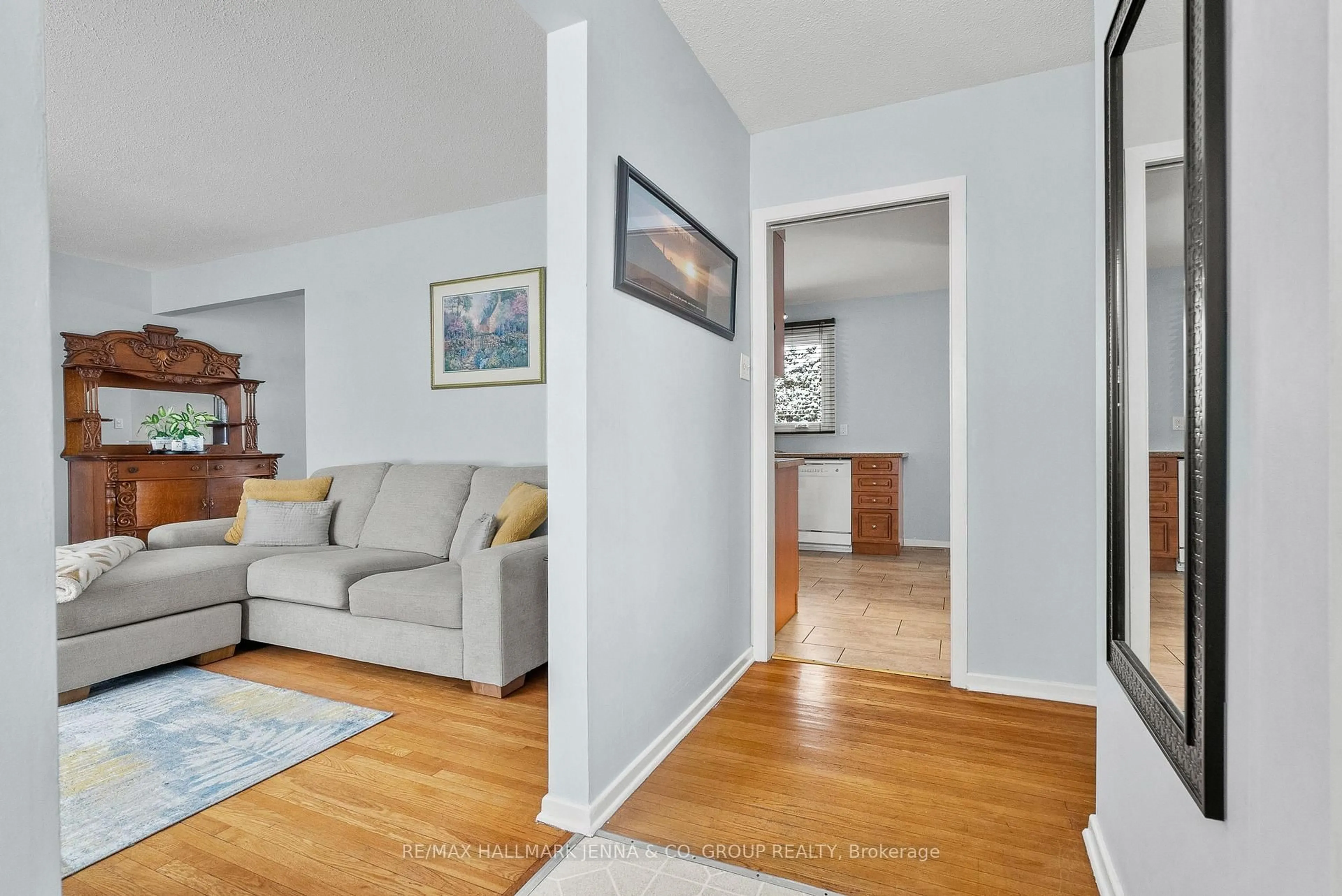 Unknown for 11 Tripp Cres, Barrhaven Ontario K2J 1C5