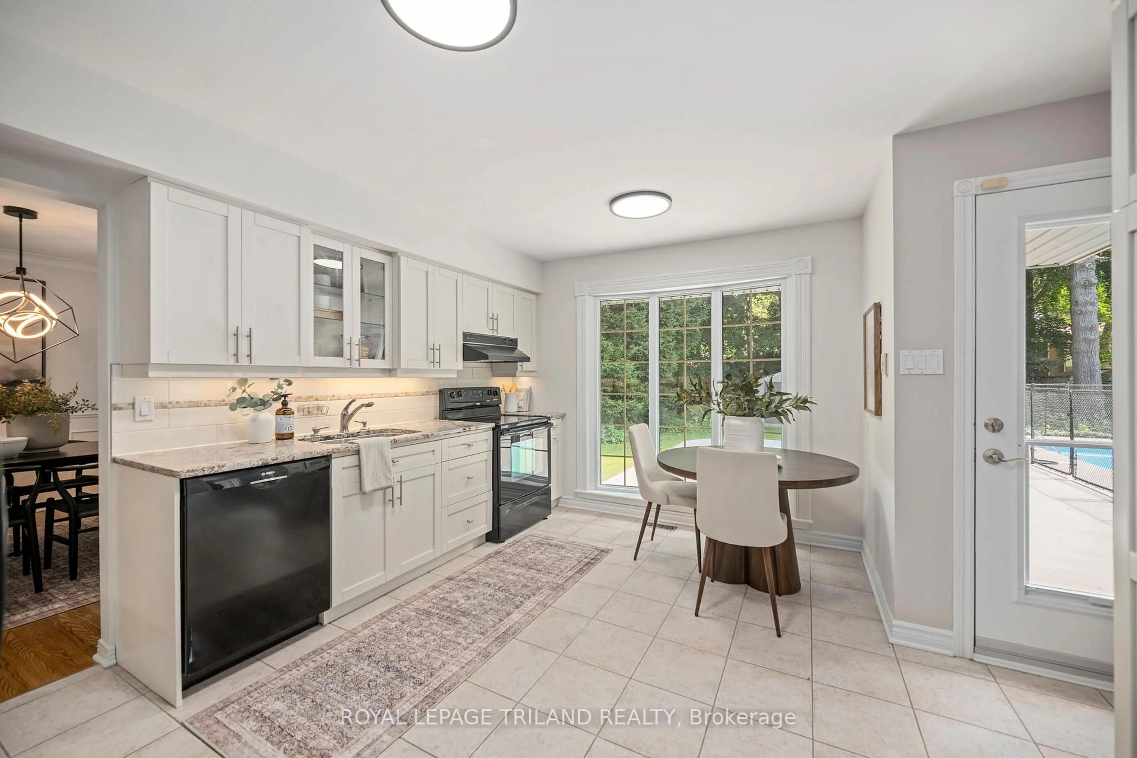 Open concept kitchen, ceramic/tile floor for 90 Georgia Rd, London North Ontario N6H 2R6