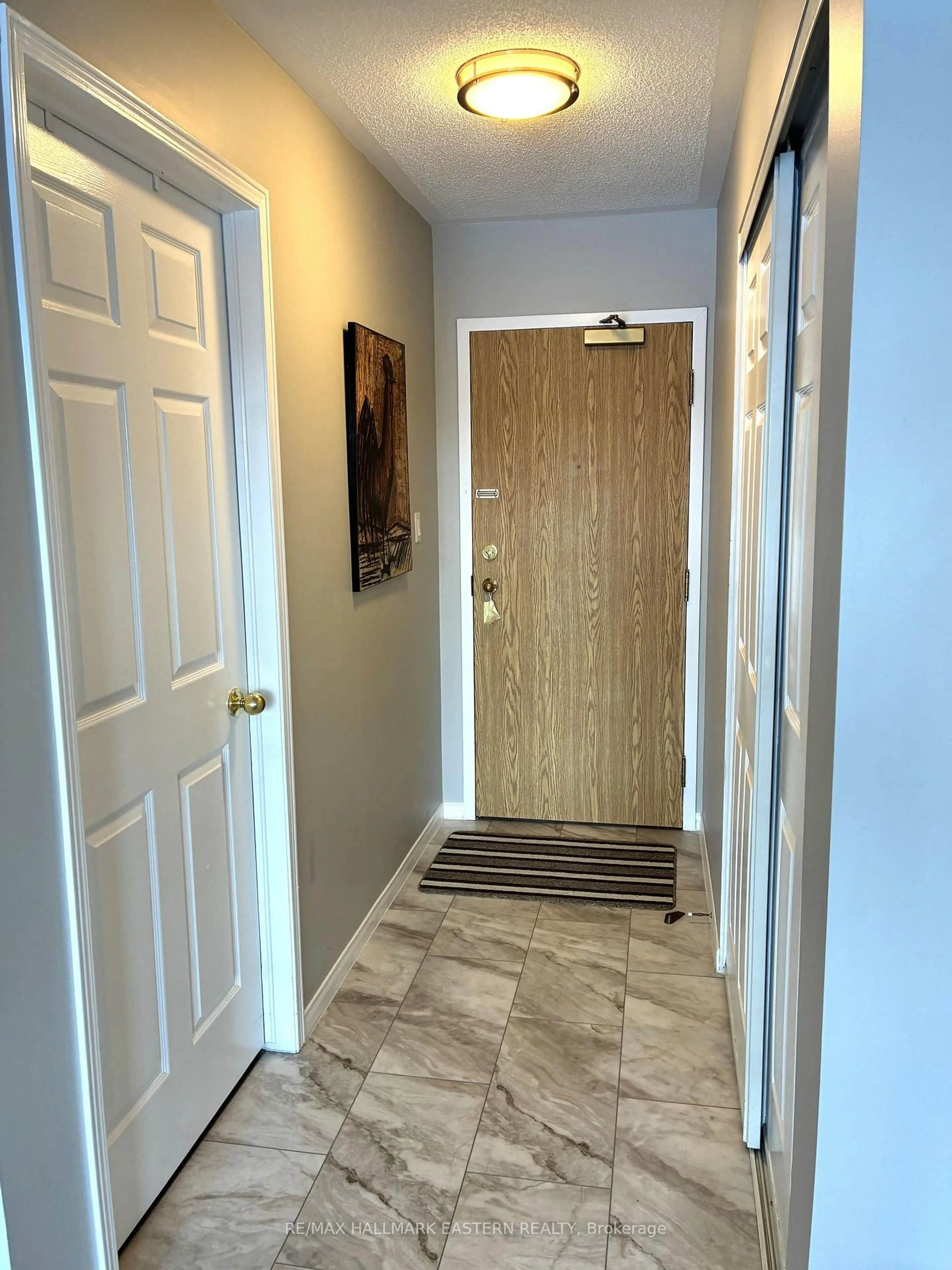 Indoor entryway for 1099 Clonsilla Ave #304C, Peterborough Ontario K9J 8L8