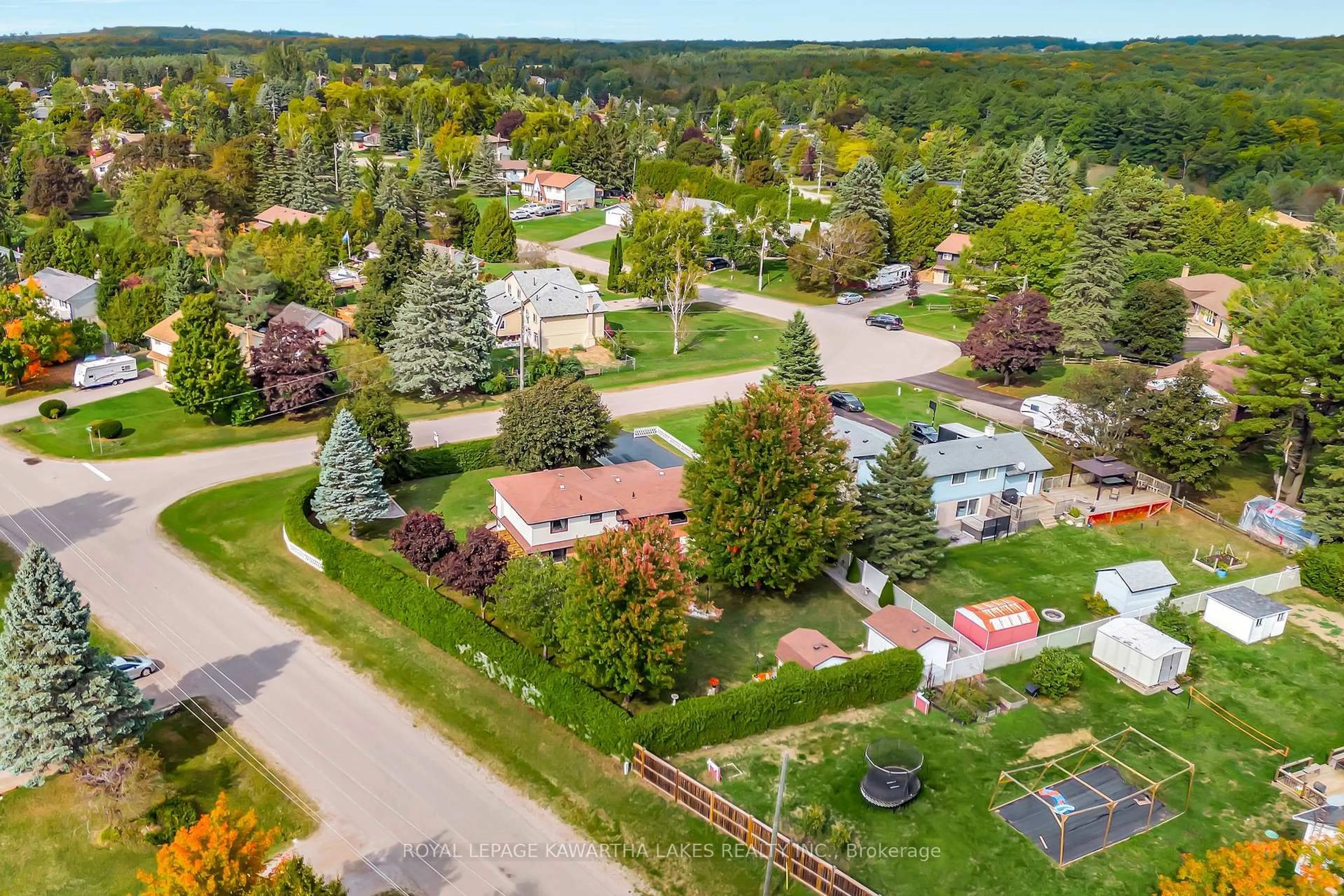 A pic from outside/outdoor area/front of a property/back of a property/a pic from drone, street for 3 Pinewood Cres, Kawartha Lakes Ontario L0A 1K0