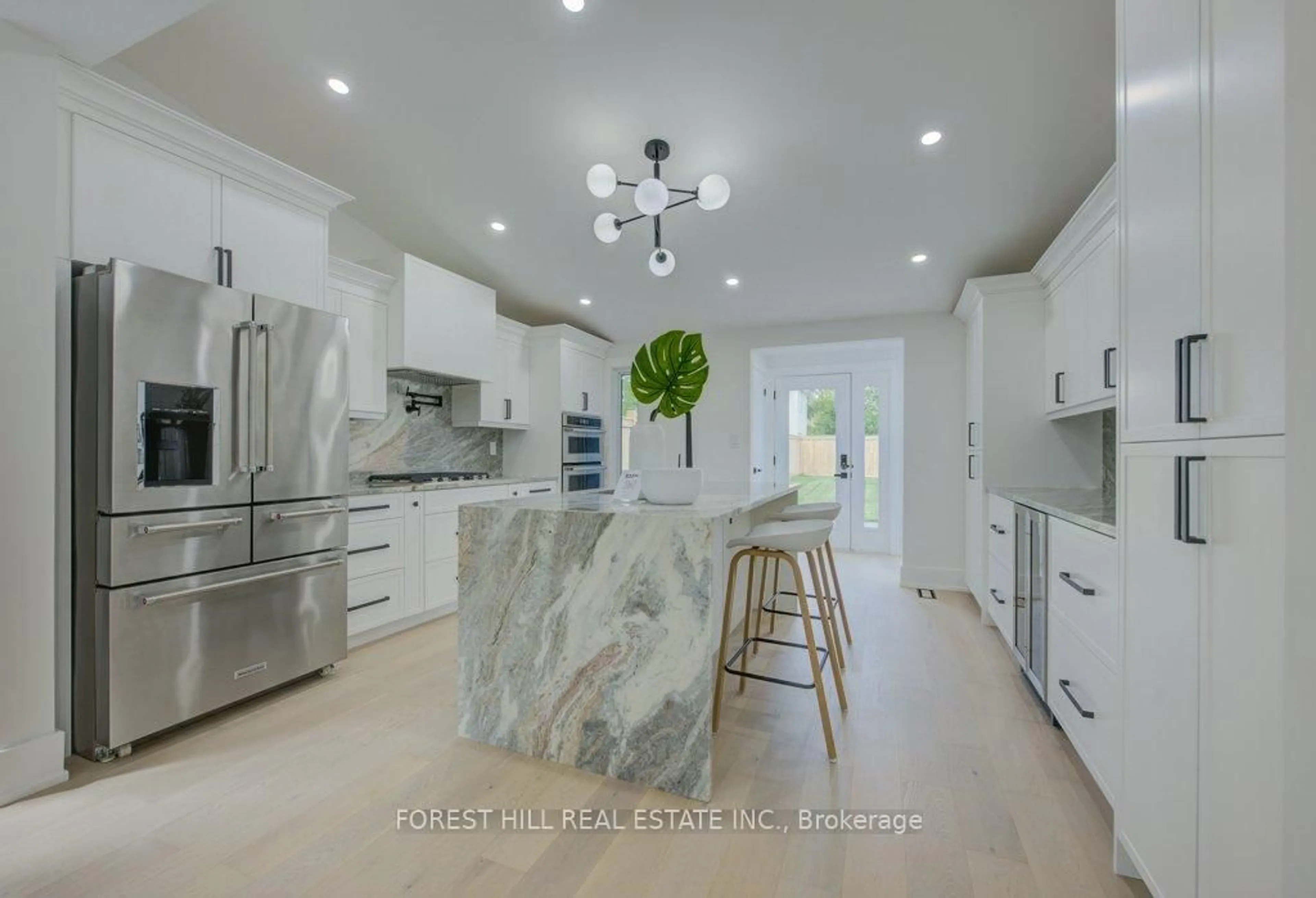 Contemporary kitchen, ceramic/tile floor for 4392 Ontario St, Lincoln Ontario L0R 1B0