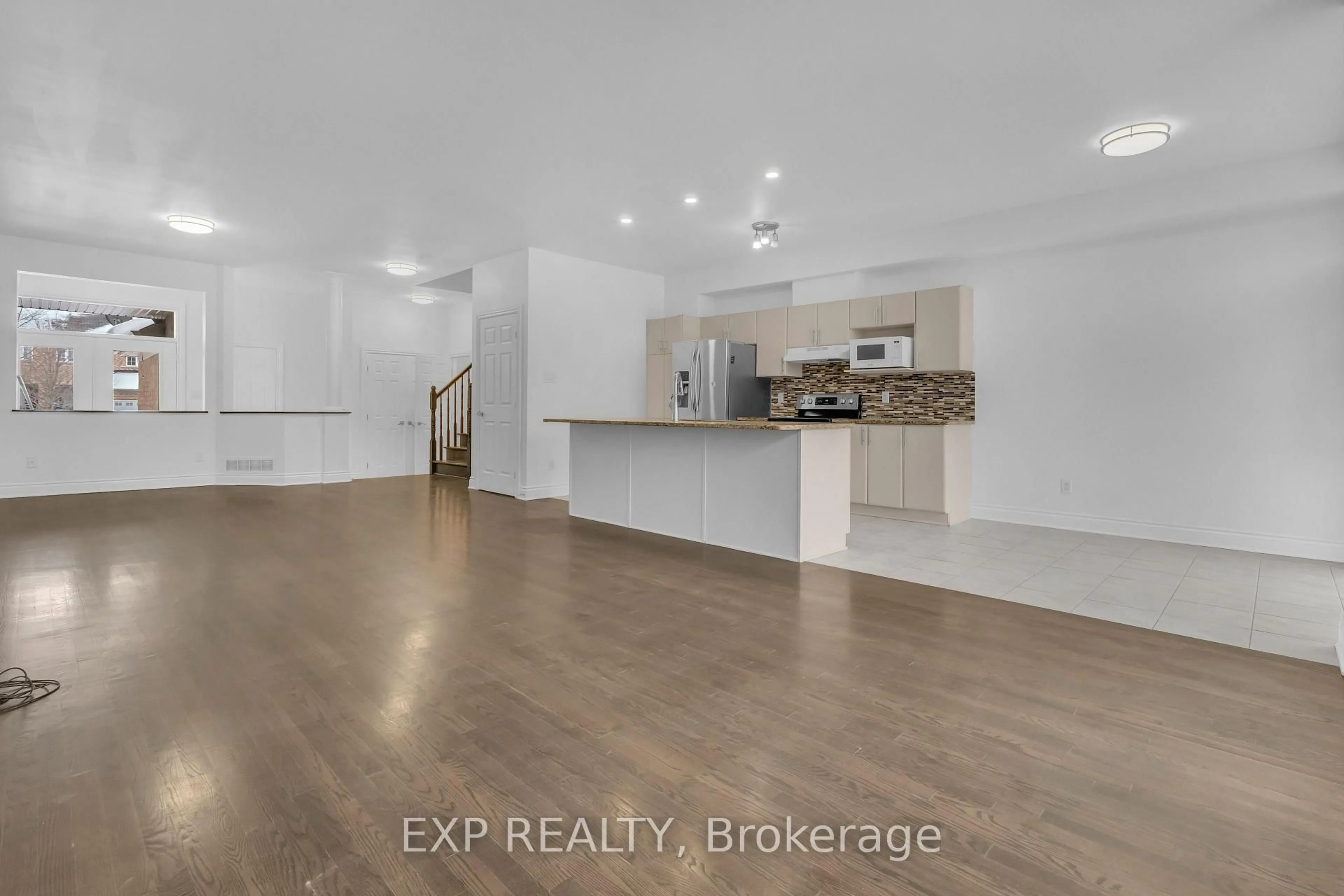 Open concept kitchen, unknown for 6793 BREANNA CARDILL St, Greely Ontario K4P 0C3