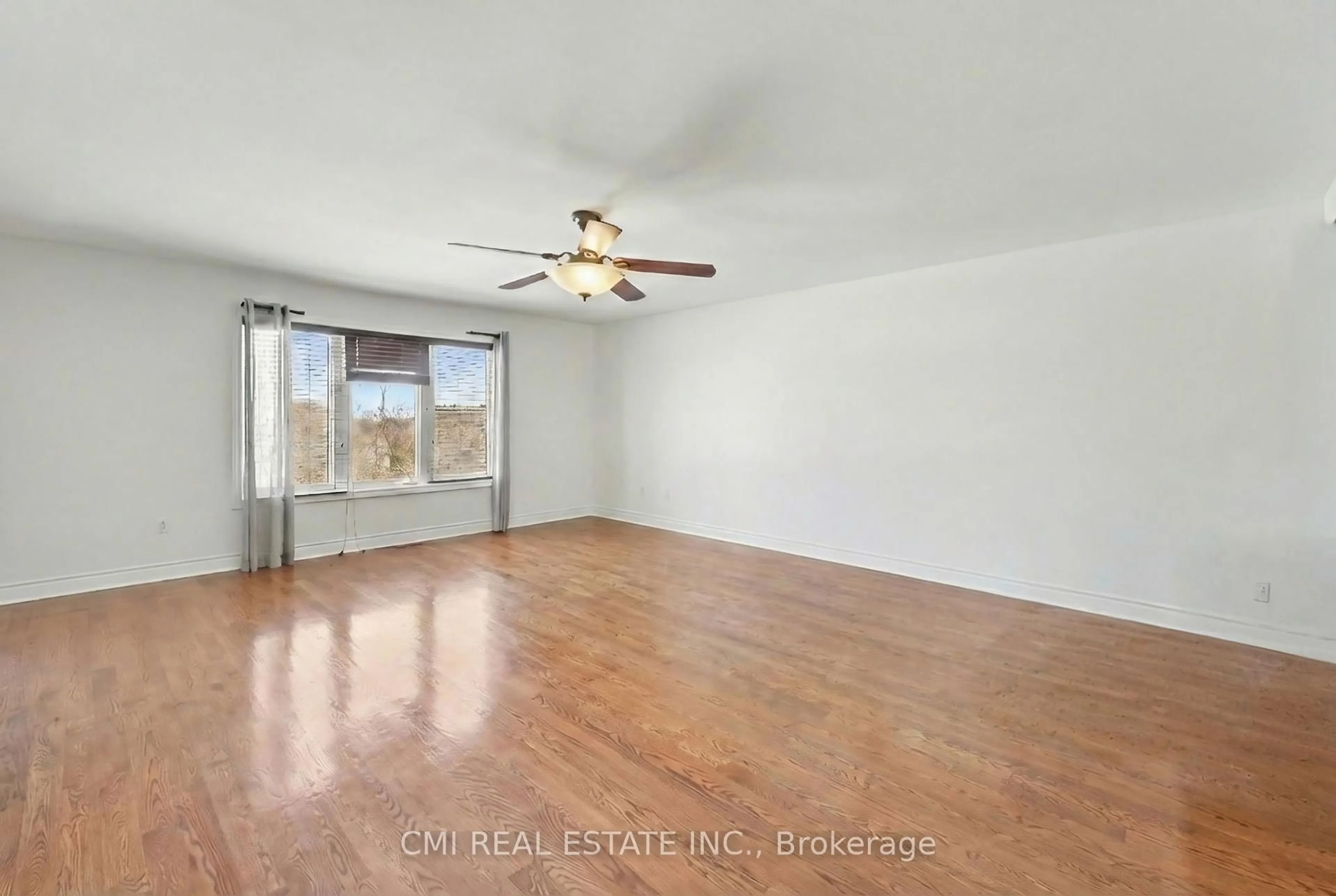 A pic of a room for 2500 LOOKOUT Dr, Ottawa Ontario K4C 1S3