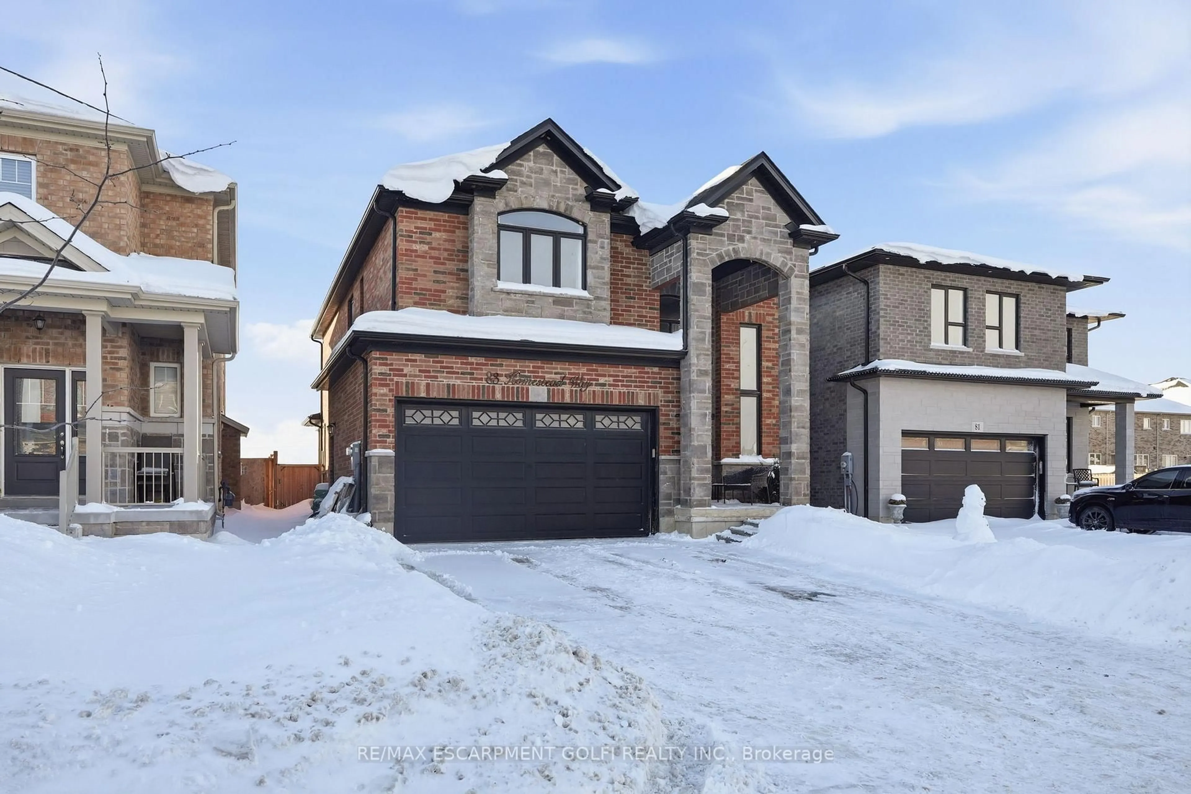 Home with brick exterior material, street for 83 Homestead Way, Thorold Ontario L2V 0J8