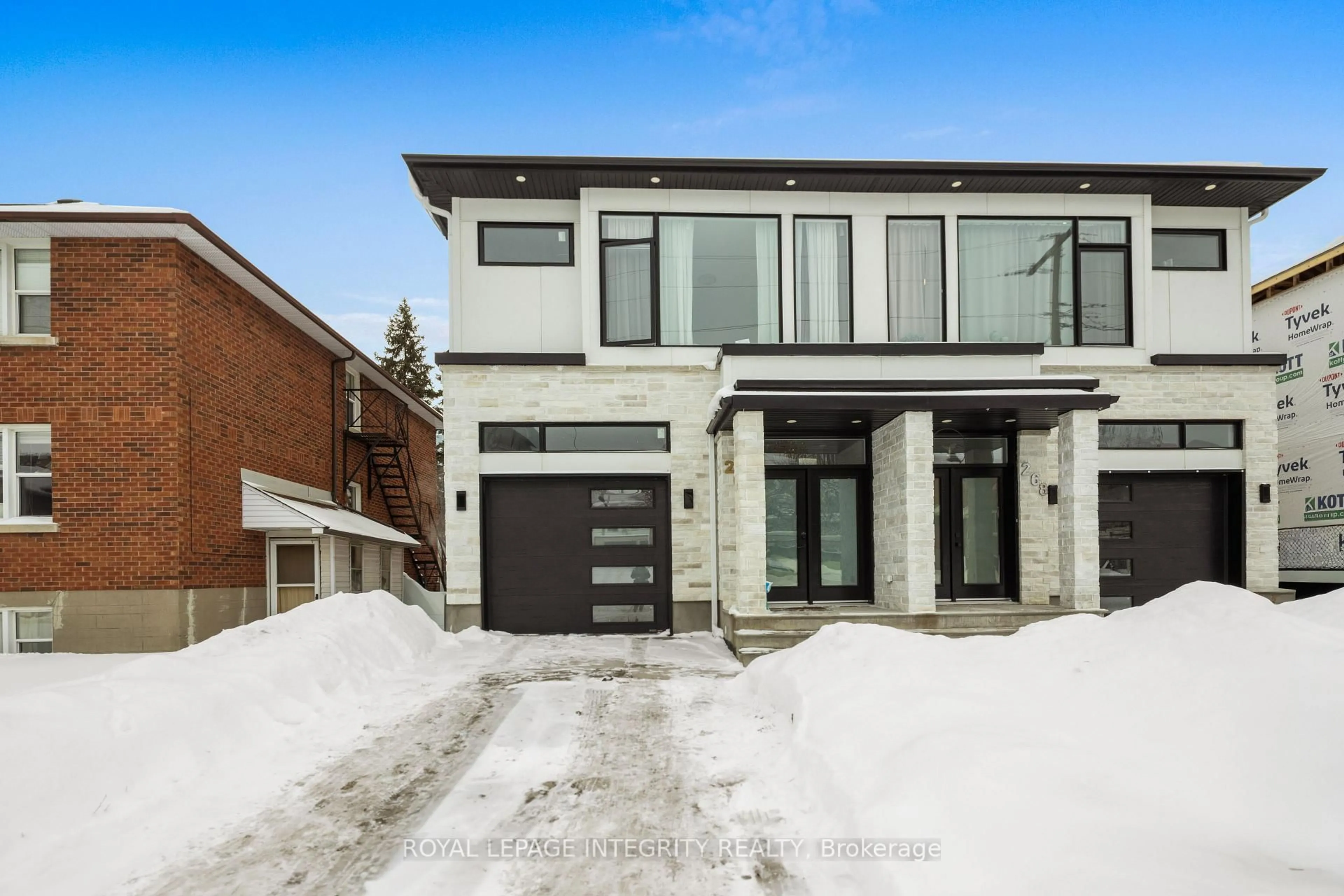 Home with brick exterior material, street for 266 Currell Ave, Ottawa Ontario K1Z 7J6