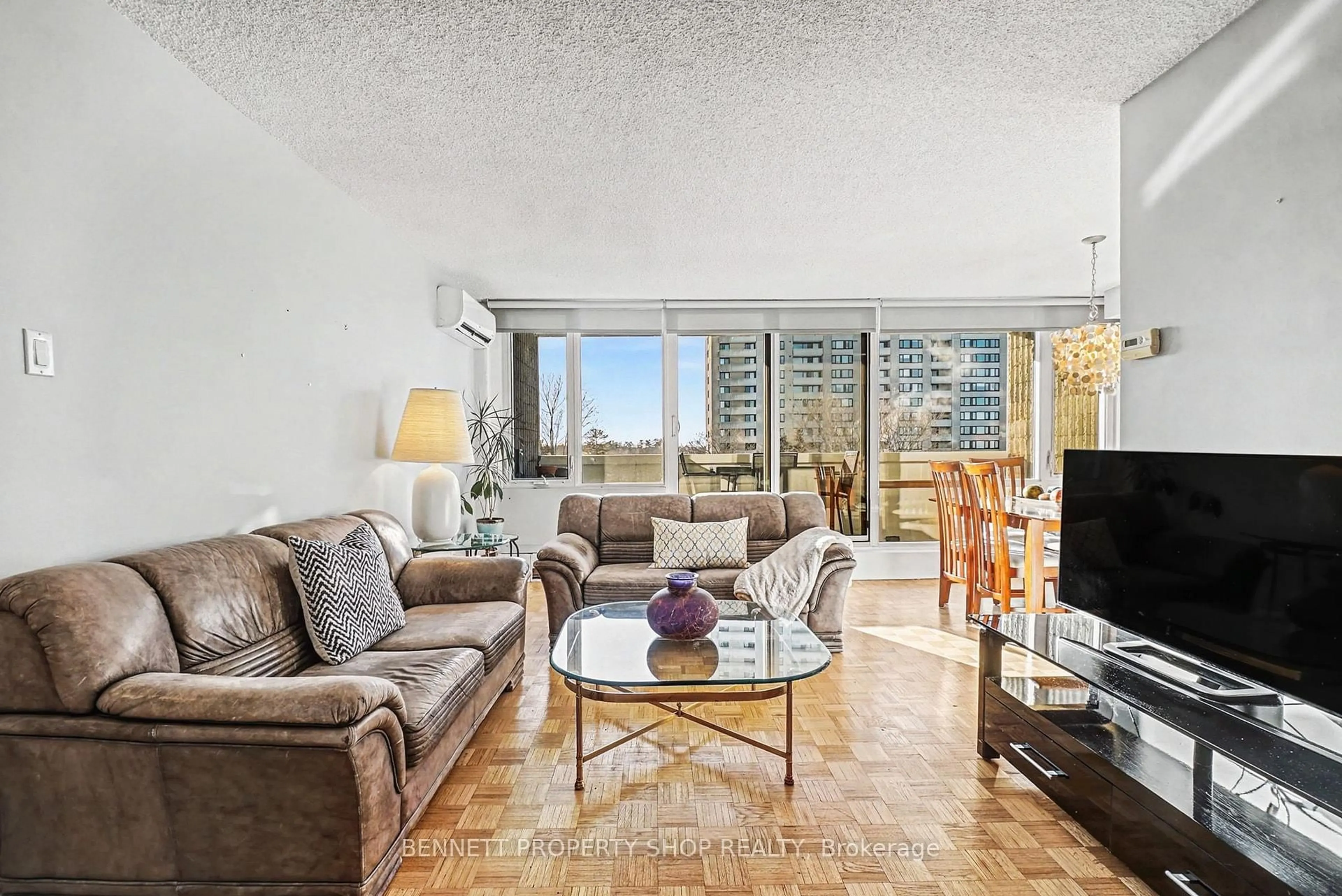 Living room with furniture, unknown for 2625 Regina St #409, Ottawa Ontario K2B 5W8