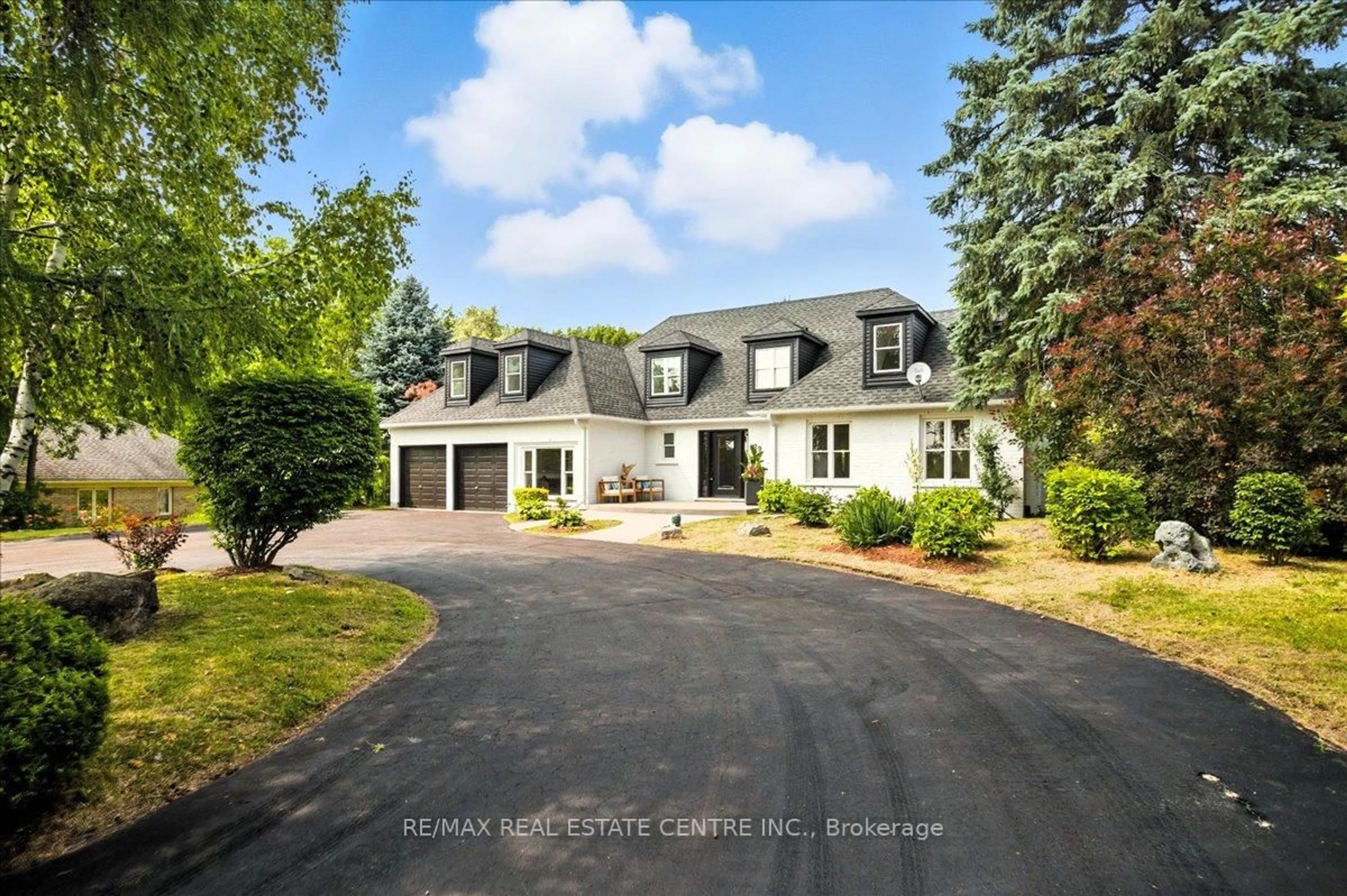 Unknown for 29 Currie Dr, Puslinch Ontario N0B 2C0