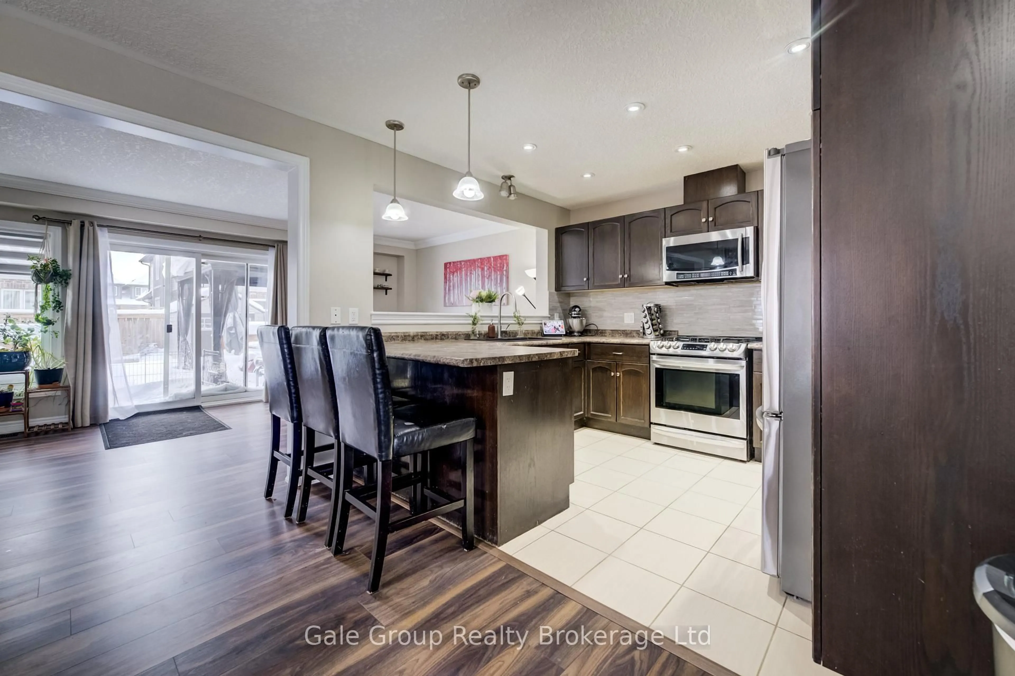 Open concept kitchen, ceramic/tile floor for 1444 DUNKIRK Ave, Woodstock Ontario N4T 0J6