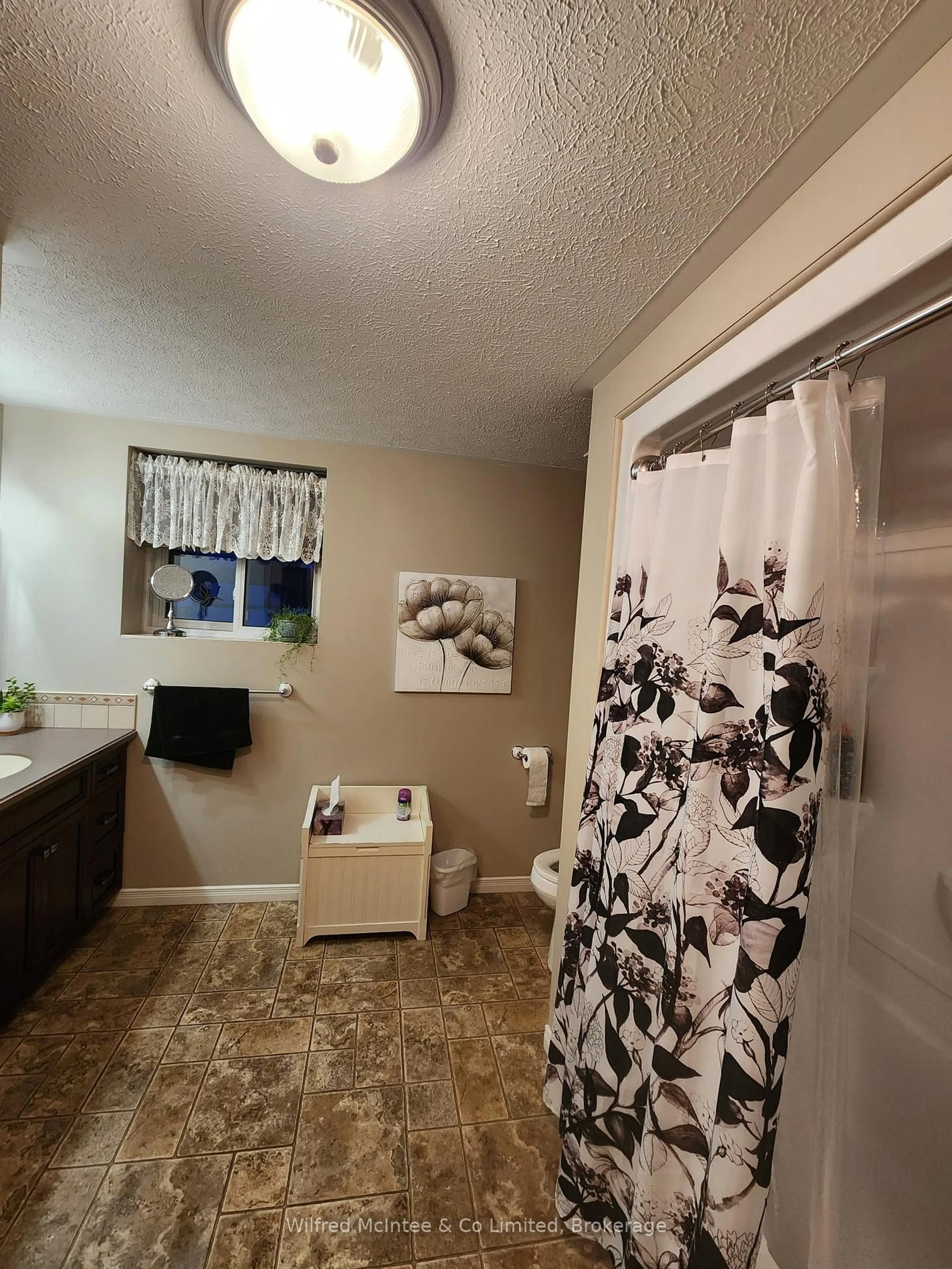 A pic of a room for 85 William St #201, Brockton Ontario N0G 2V0