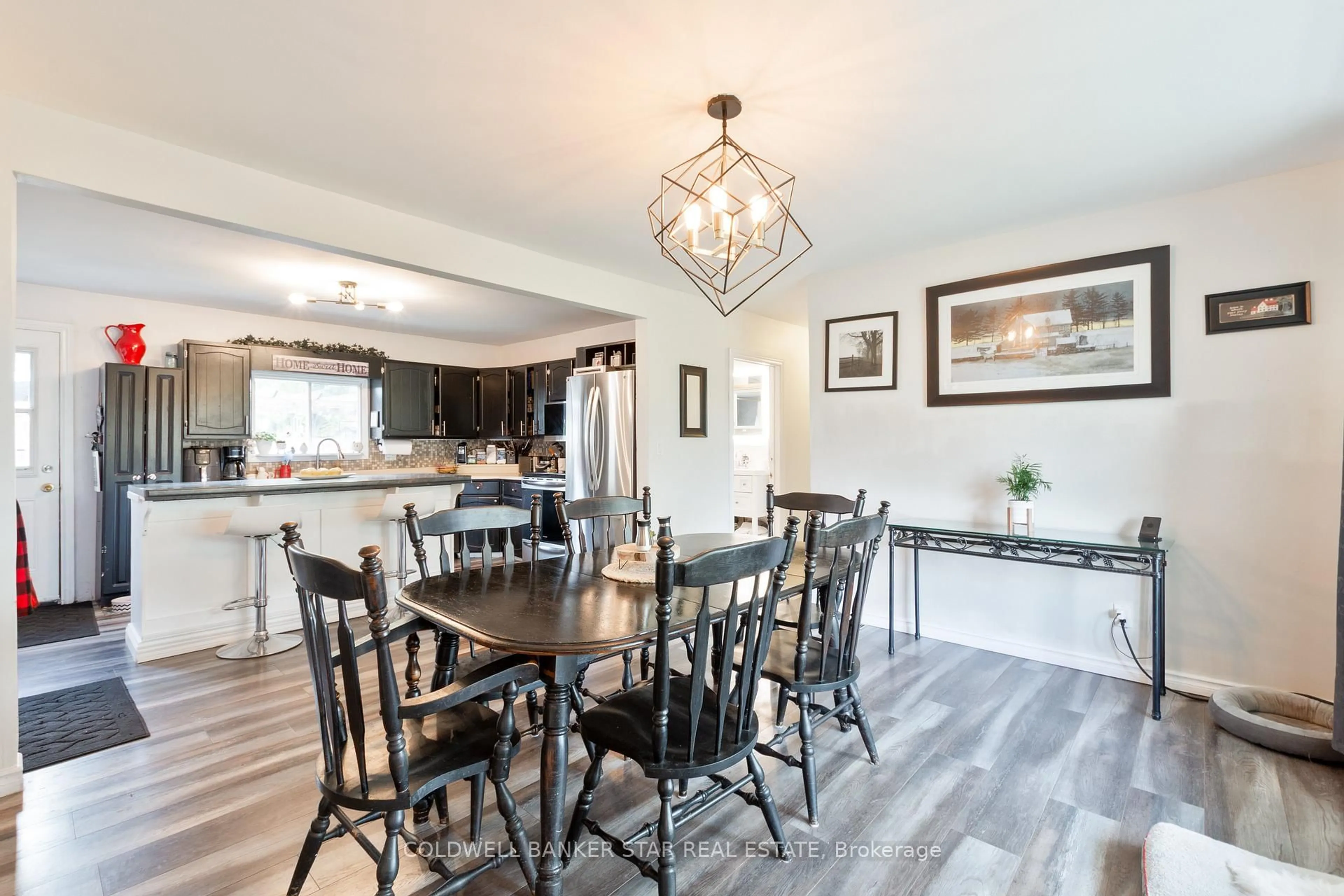 Dining room, unknown for 35613 Victoria St, Southwold Ontario N0L 1K0