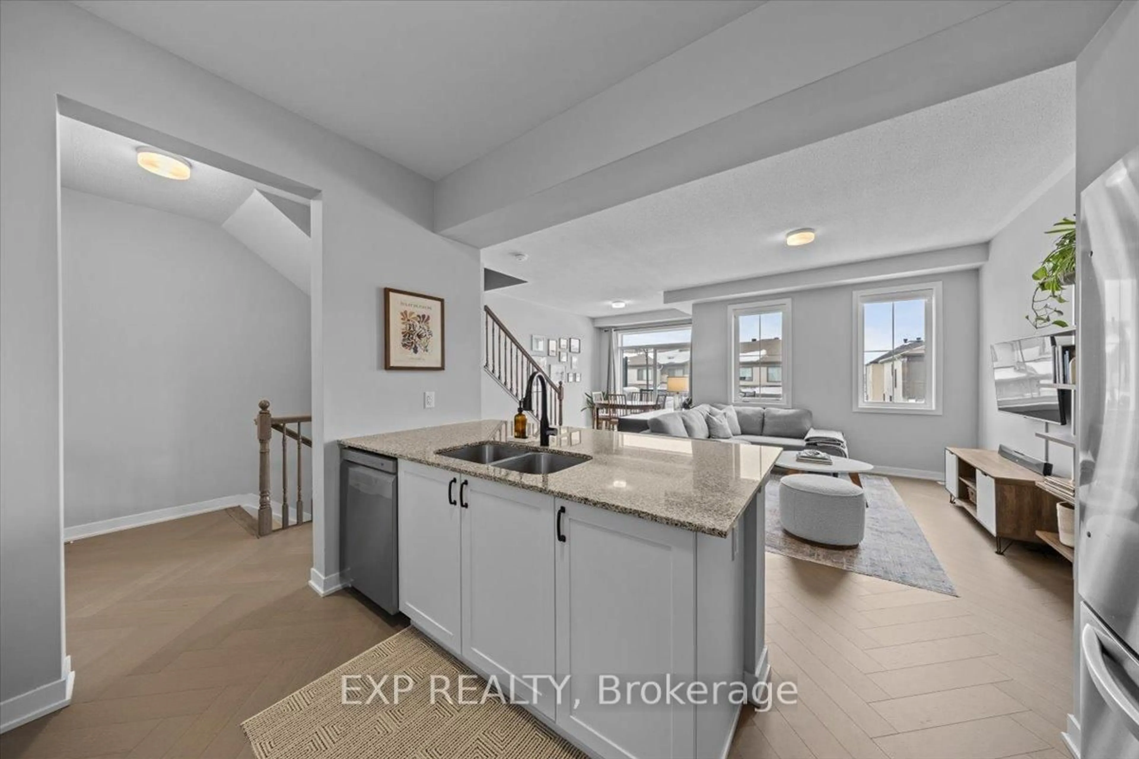 Open concept kitchen, unknown for 667 Cygnus St, Ottawa Ontario K2J 7B3