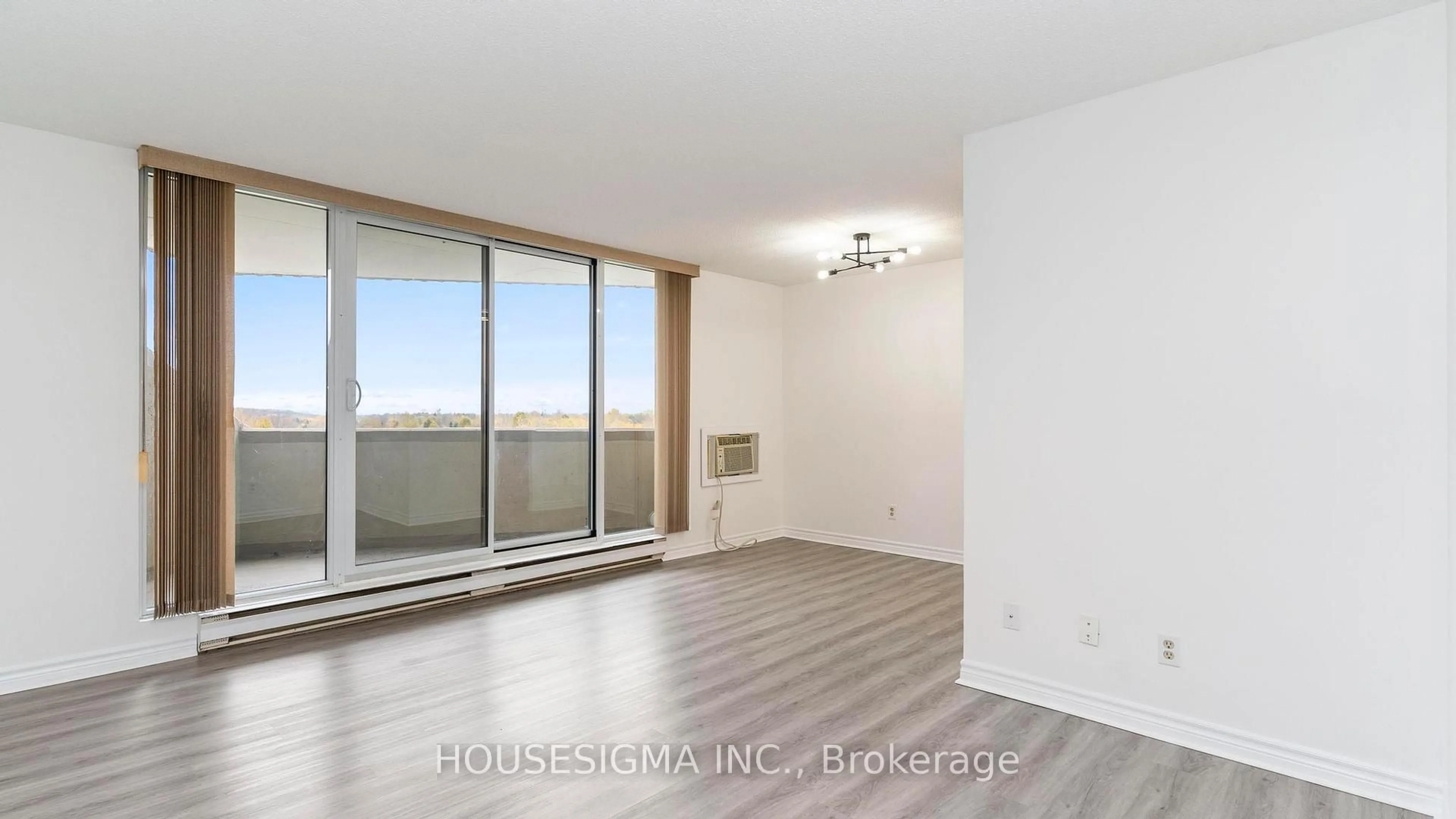 A pic of a room for 1105 Jalna Blvd #610, London South Ontario N6E 2S9