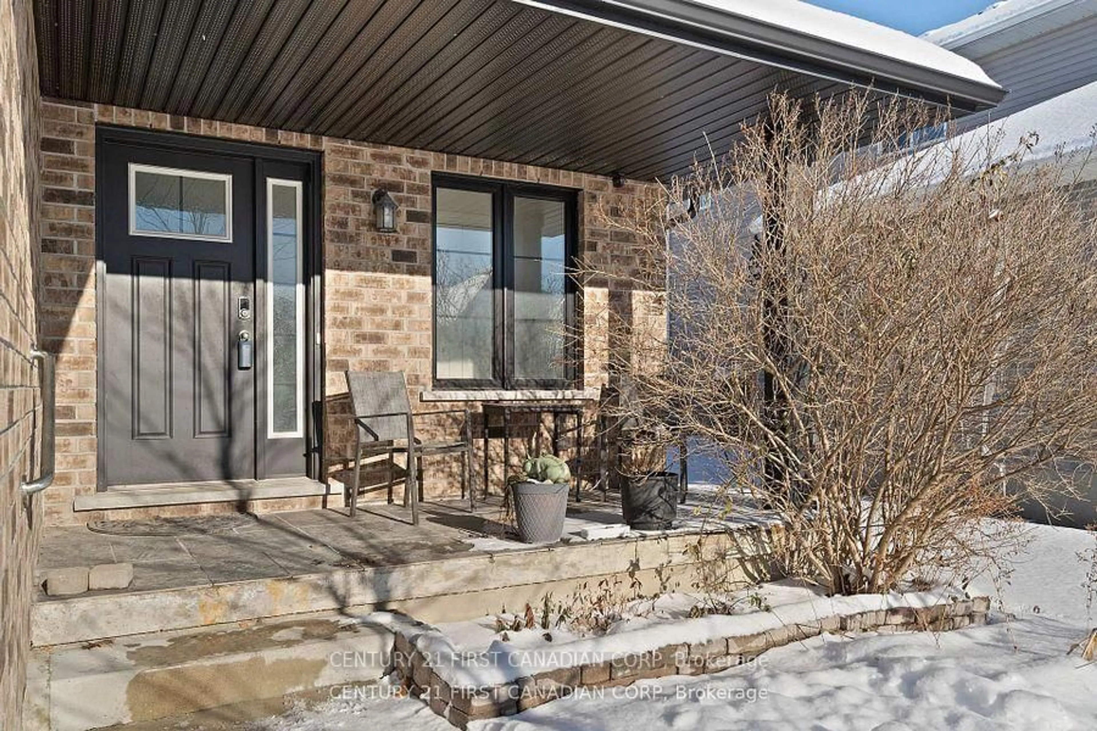 Home with brick exterior material, street for 46 Westlake Dr, St. Thomas Ontario N5P 0C6