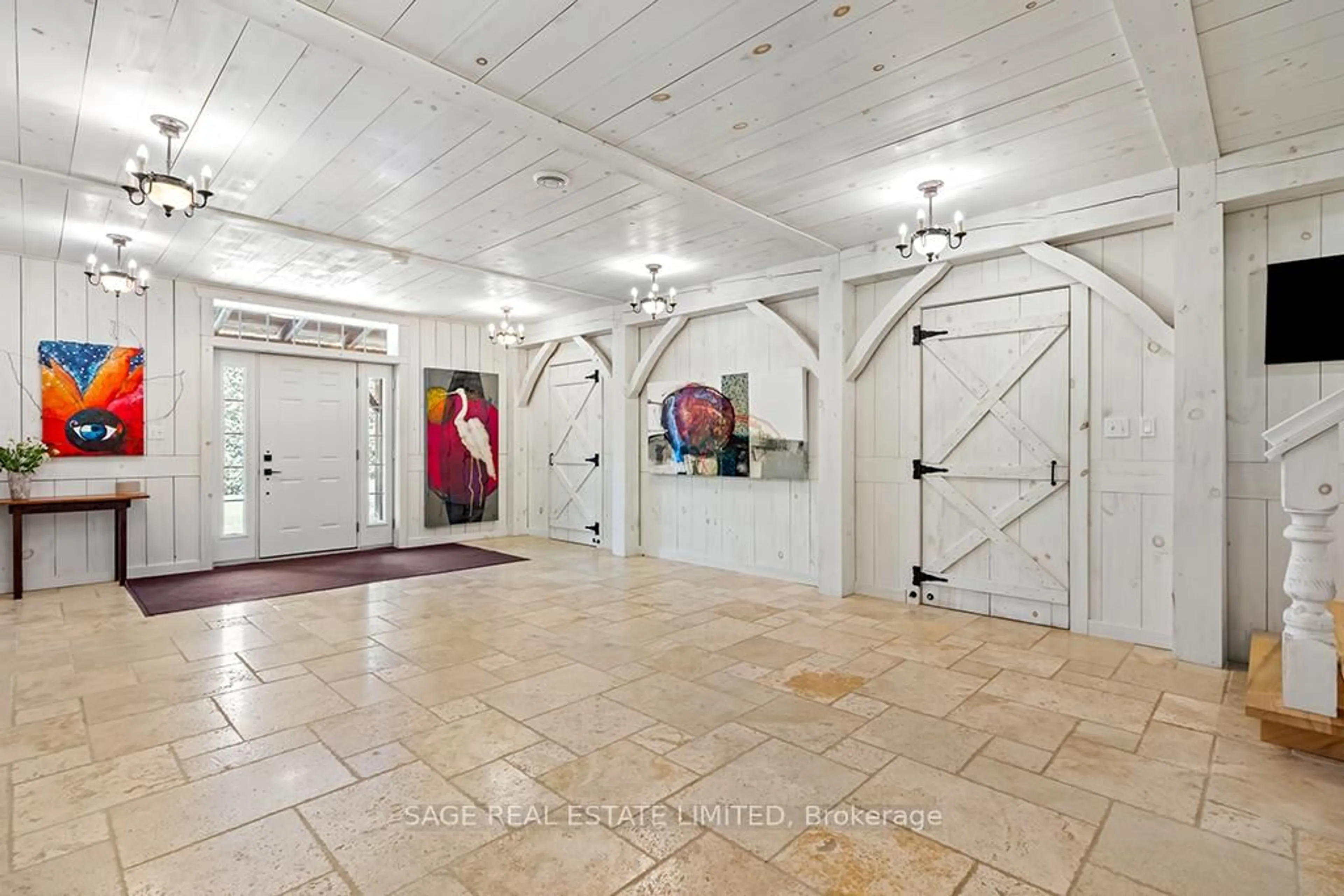 Indoor foyer for 263299 Wilder Lake Rd, Southgate Ontario N0G 1R0