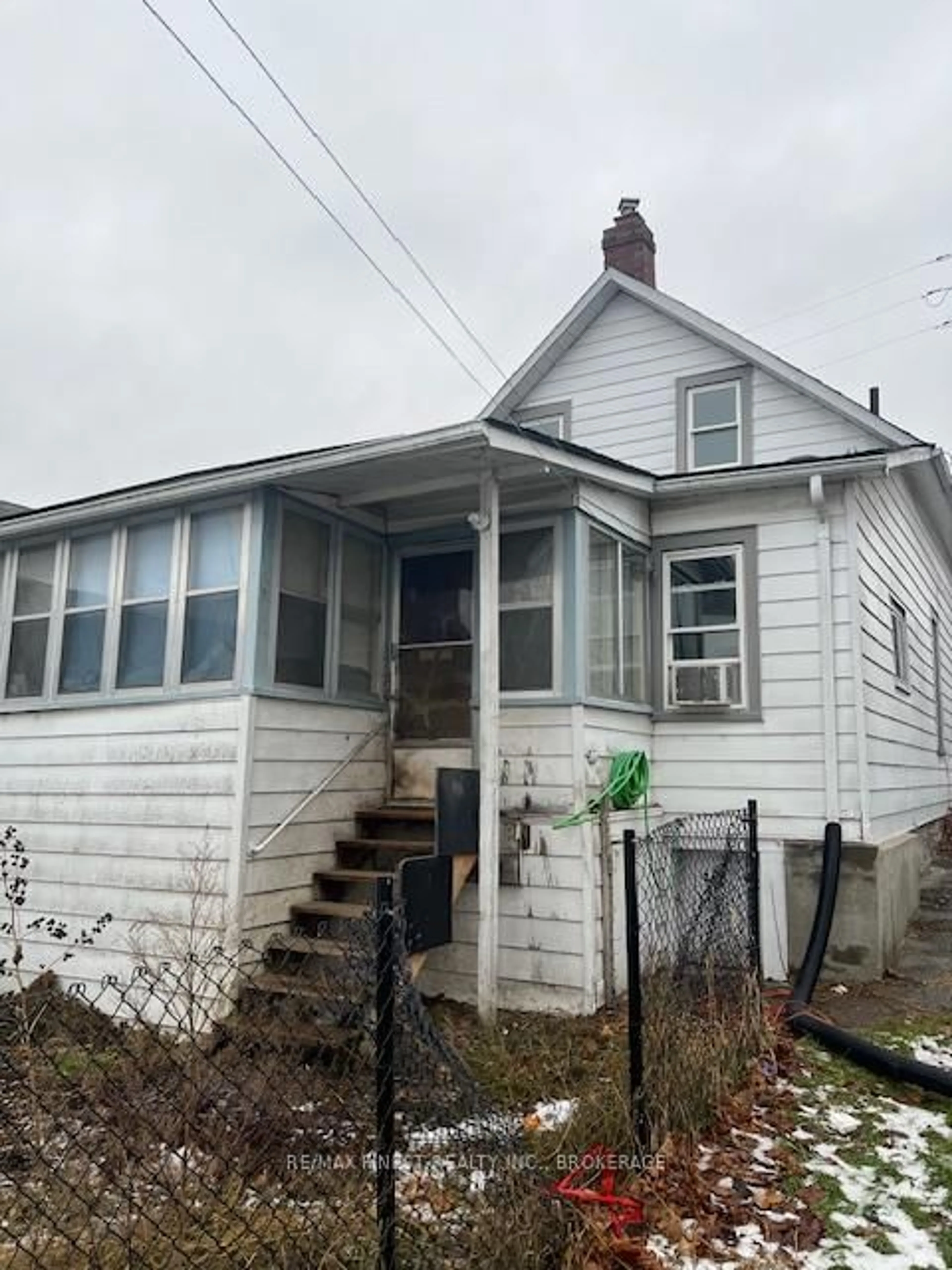 Home with vinyl exterior material, street for 24 Mill St, Greater Napanee Ontario K7R 1X4