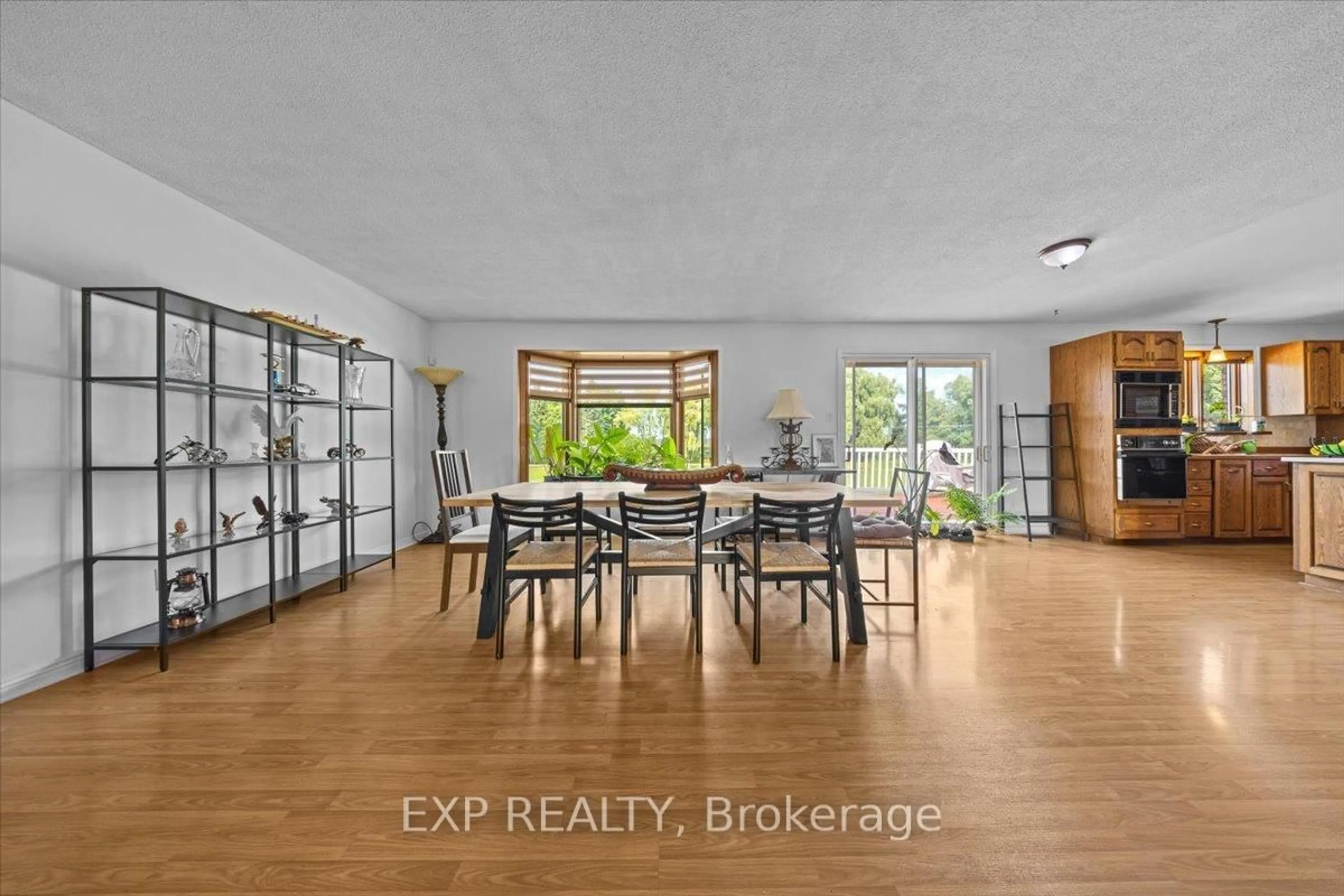 Unknown for 3382 Carp Rd, Carp Ontario K0A 1L0