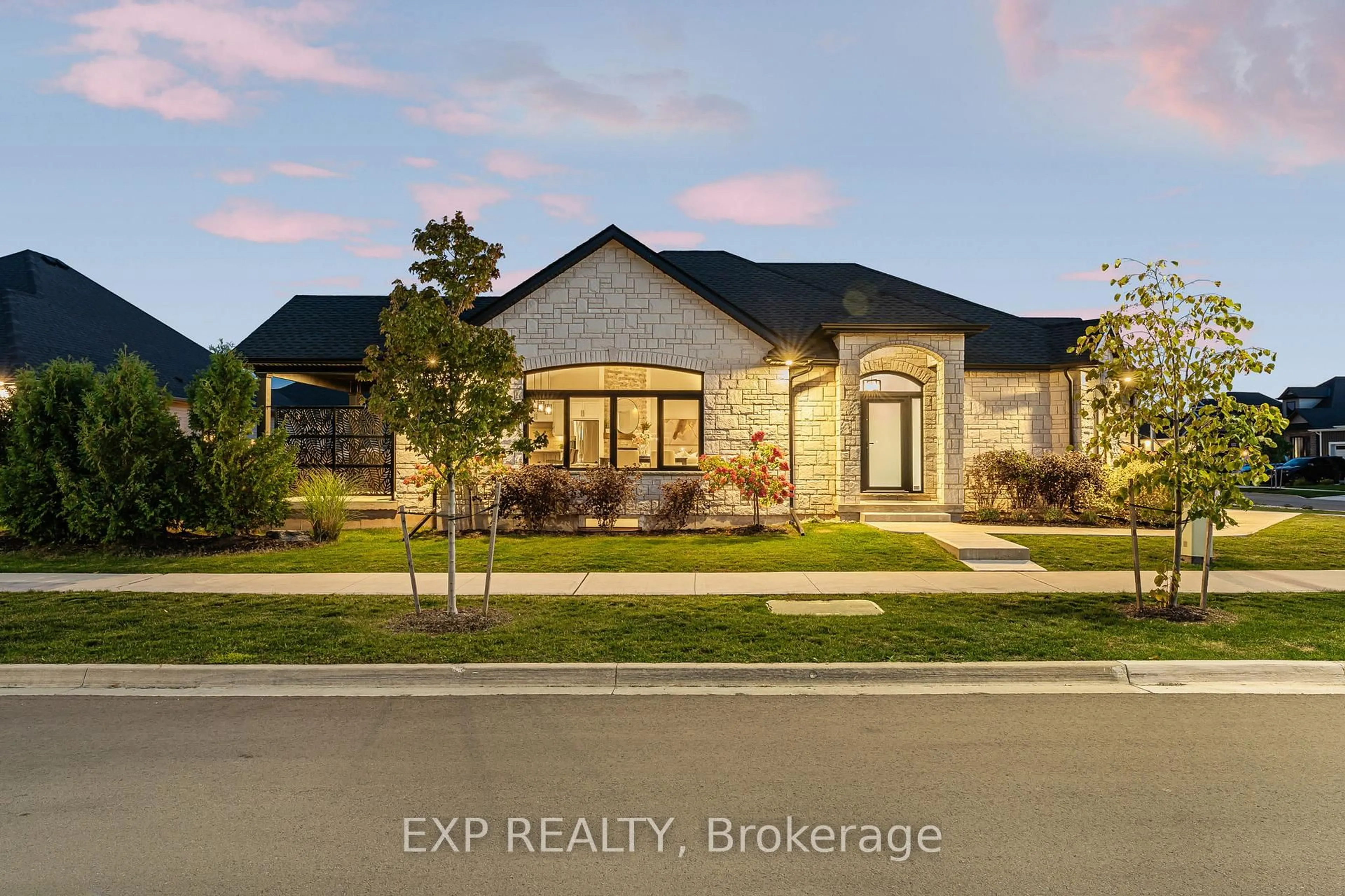 Home with brick exterior material, building for 4242 Village Creek Dr, Fort Erie Ontario L0S 1S0