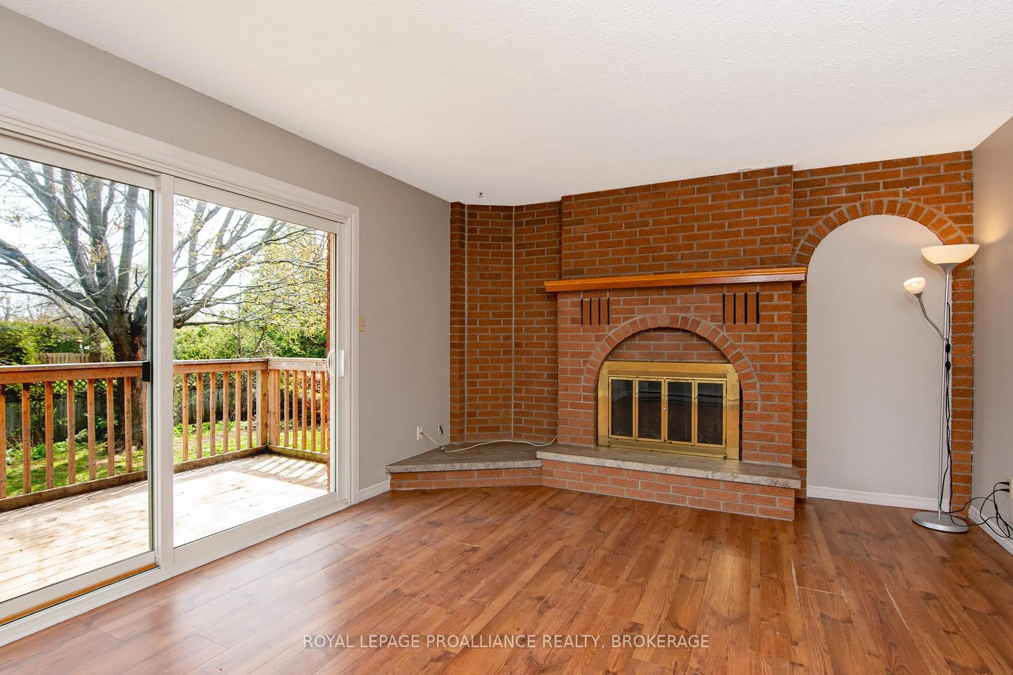 Unknown for 355 Portsmouth Ave, Kingston Ontario K7M 1V7